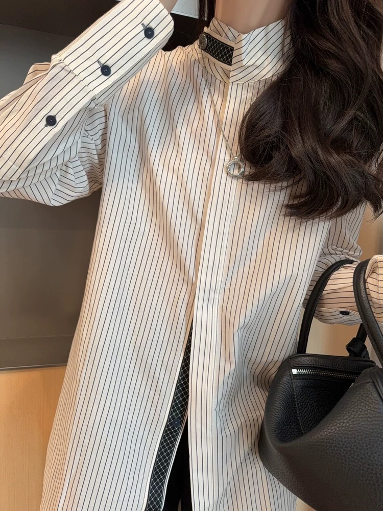 Luxury French Women’s Suit: Sandro’s High-Quality Shirt with Timeless Style and Versatile Appeal - 图片 4