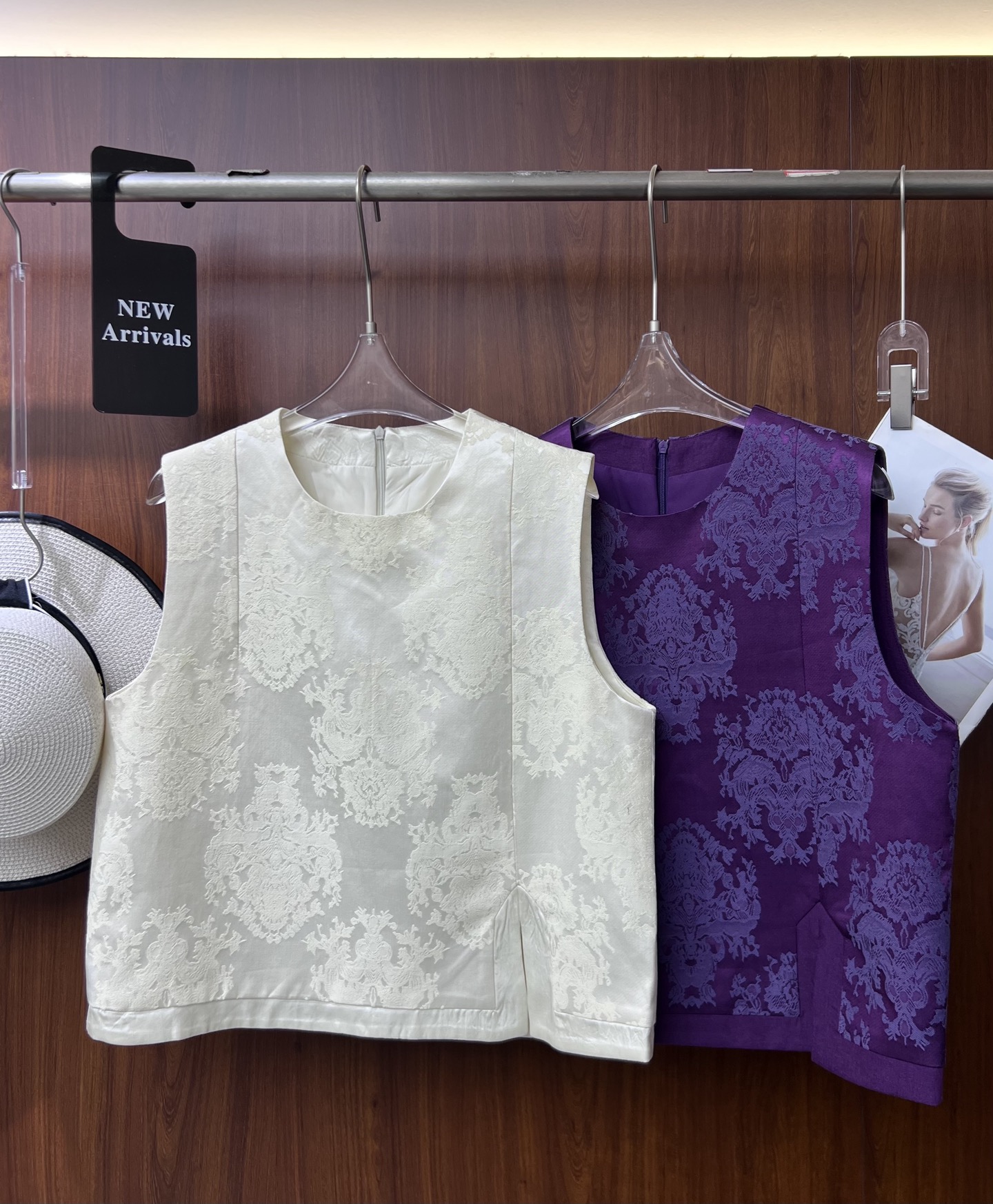 Elegant Jacquard Vest - Chinese Style Slim Fit Sleeveless Top 2 i1755078579442 1877 0 0