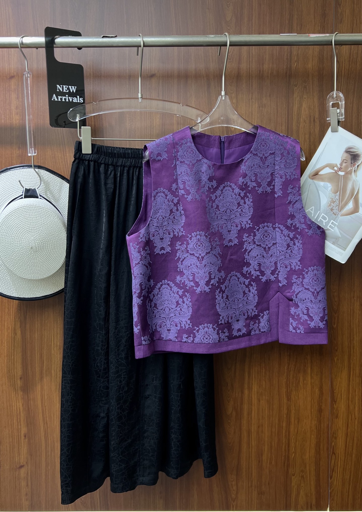 Elegant Jacquard Vest - Chinese Style Slim Fit Sleeveless Top 8 i1755078579586 4038 0 6