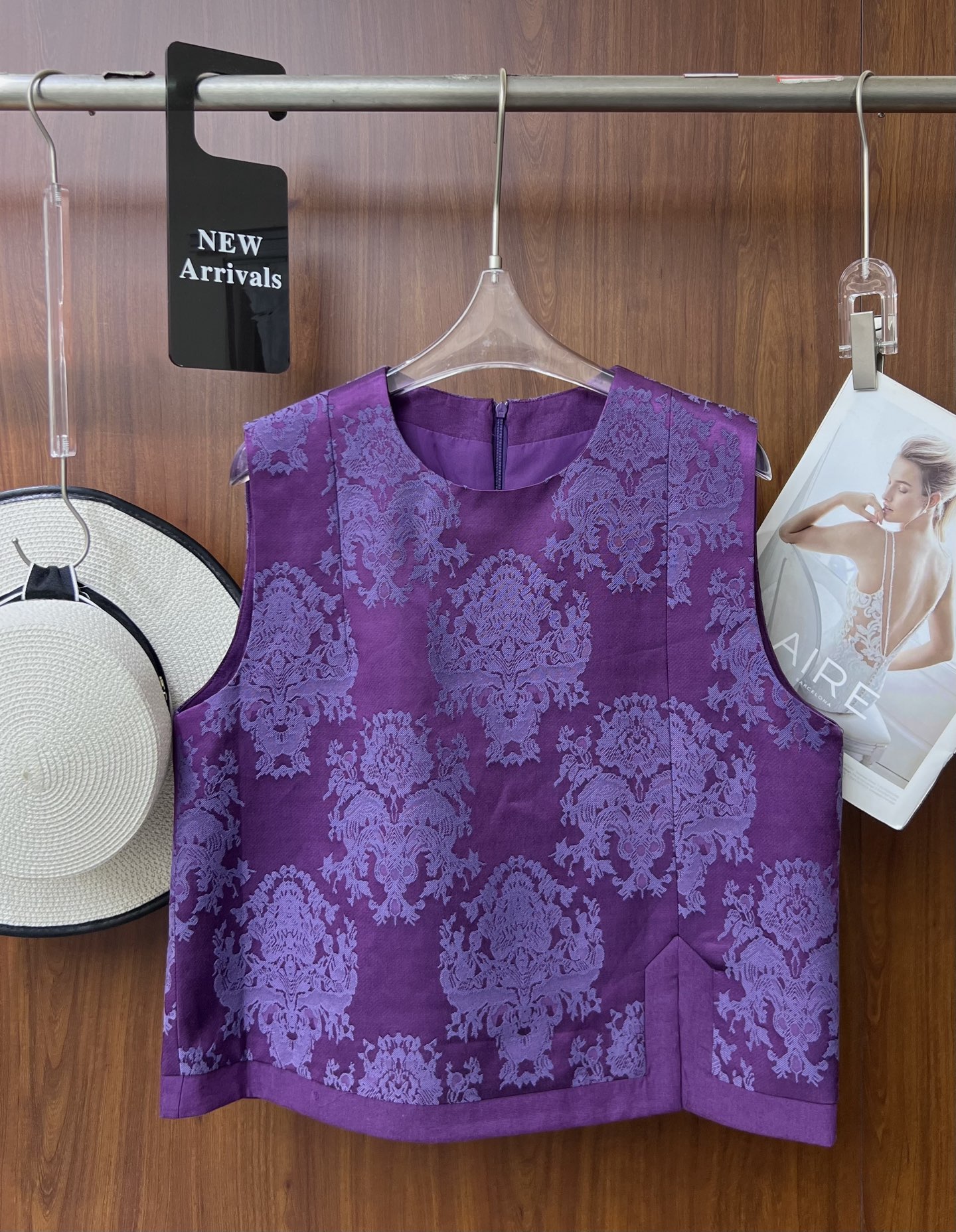 Elegant Jacquard Vest - Chinese Style Slim Fit Sleeveless Top 4 i1755078582088 3107 0 2