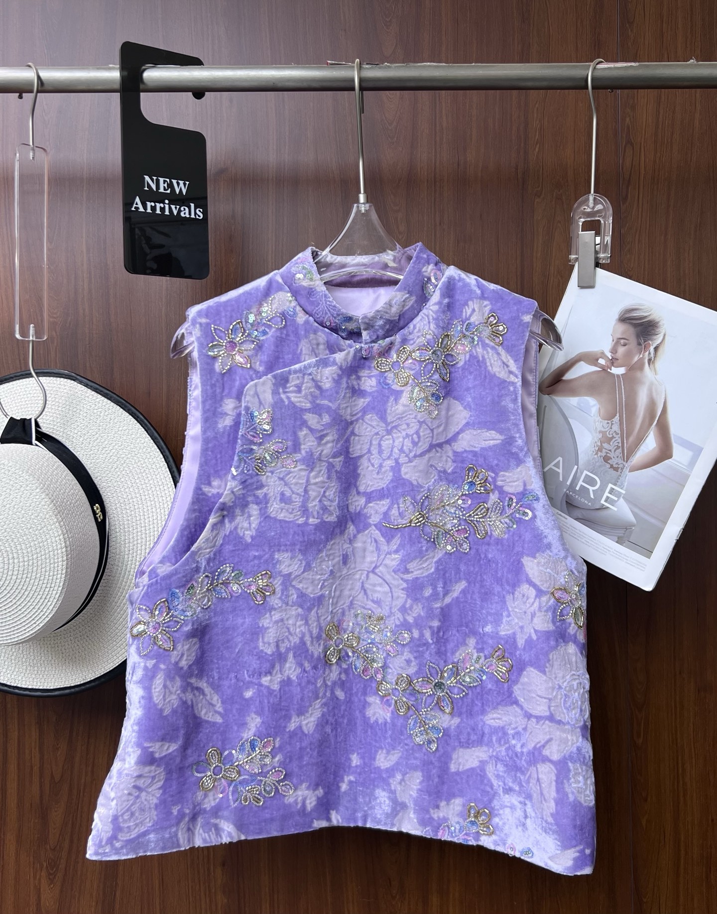 Elegant Beaded Velvet Vest - Sleeveless Mandarin Collar Top, Floral Design