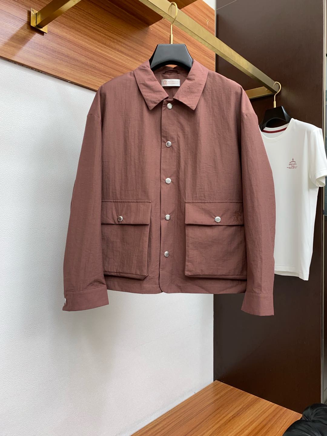  杰尼亚 25新品翻领商务夹克外套，时尚帅气，简约百搭款 定制原版面料 不仅挺括 保持潮流的廓形，又穿着