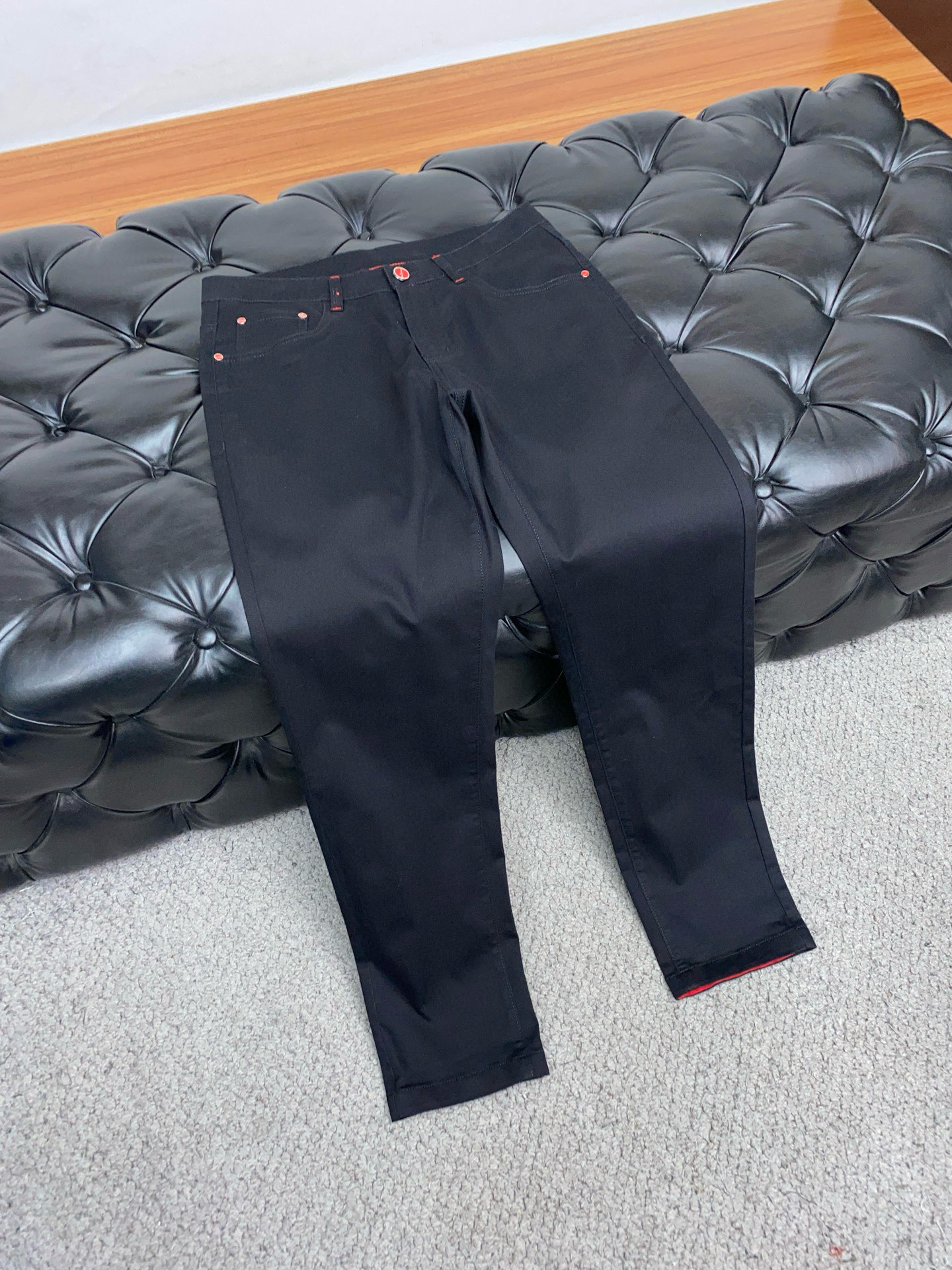 Title: Kiton 2025 P650 Bag Customization Summary Summary: Kiton 2025 offers custom leisure pants bags with high-quality materials and fine craftsmanship for top-tier fashion. - 图片 6