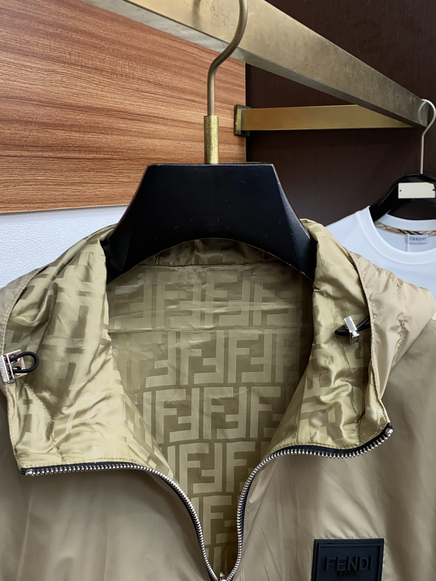 Fendi 2025SS Early Autumn Men's Double-Faced Casual Jacket 4 i1757772054661 9653 0 2