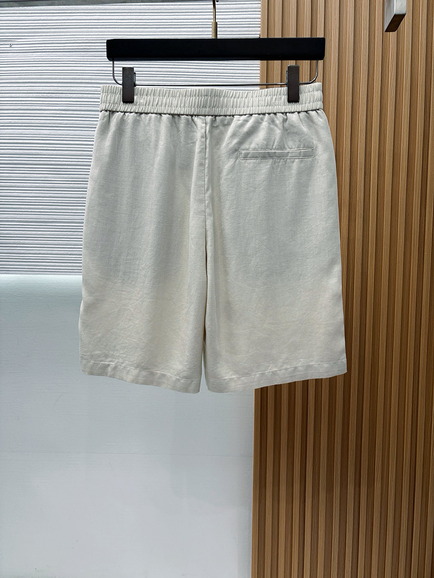 Loro Piana 诺悠翩雅 2026春夏季新款，最新休闲短裤。原版裤型上身休闲百搭 定制麻棉面料 l
