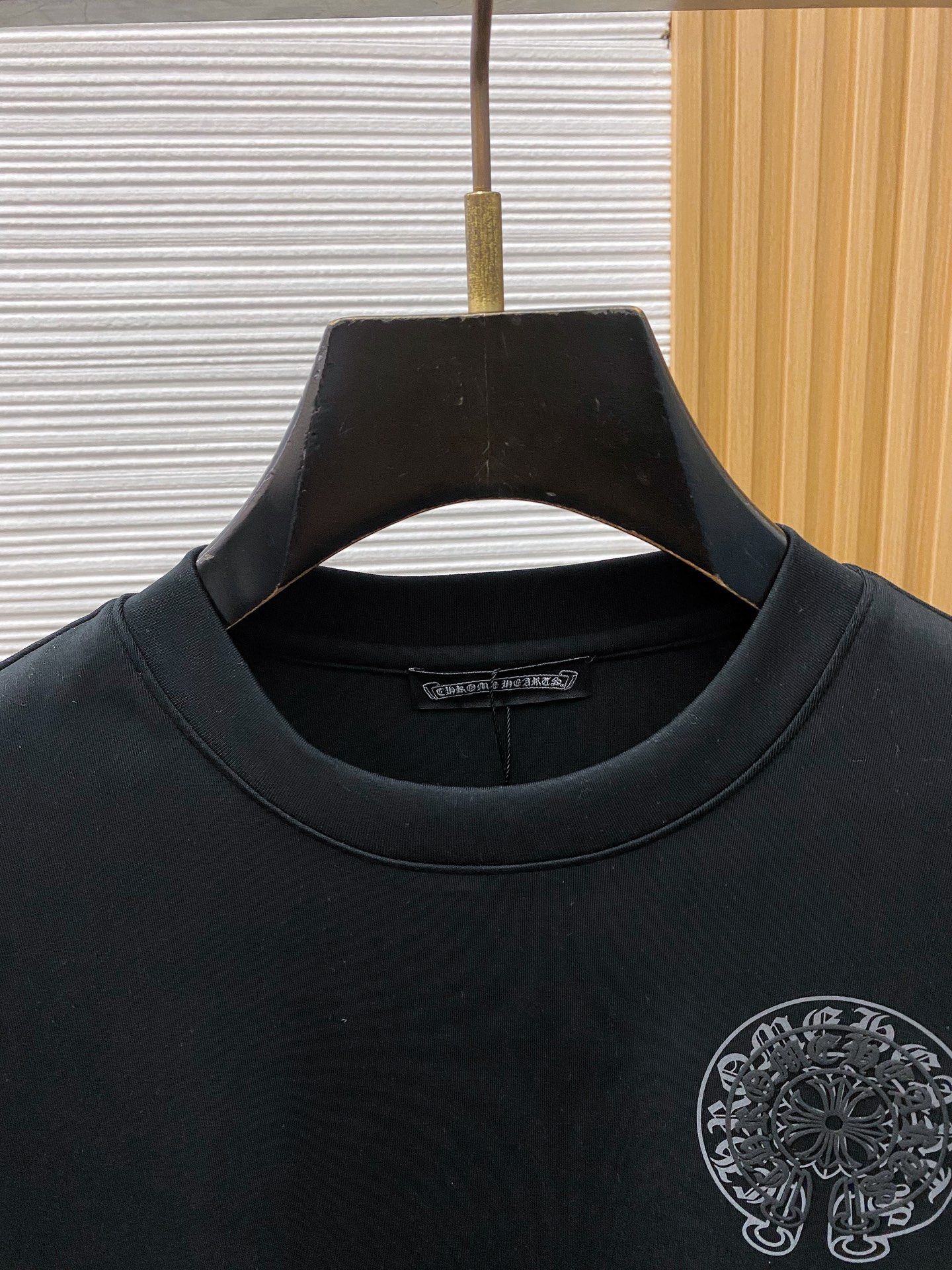 克罗心 s-2xL 26秋冬男装专柜官网新品短袖打底 爆款面料超好 人气推荐秋冬必备卫布男士圆领短袖 正面饰有经典图标刺