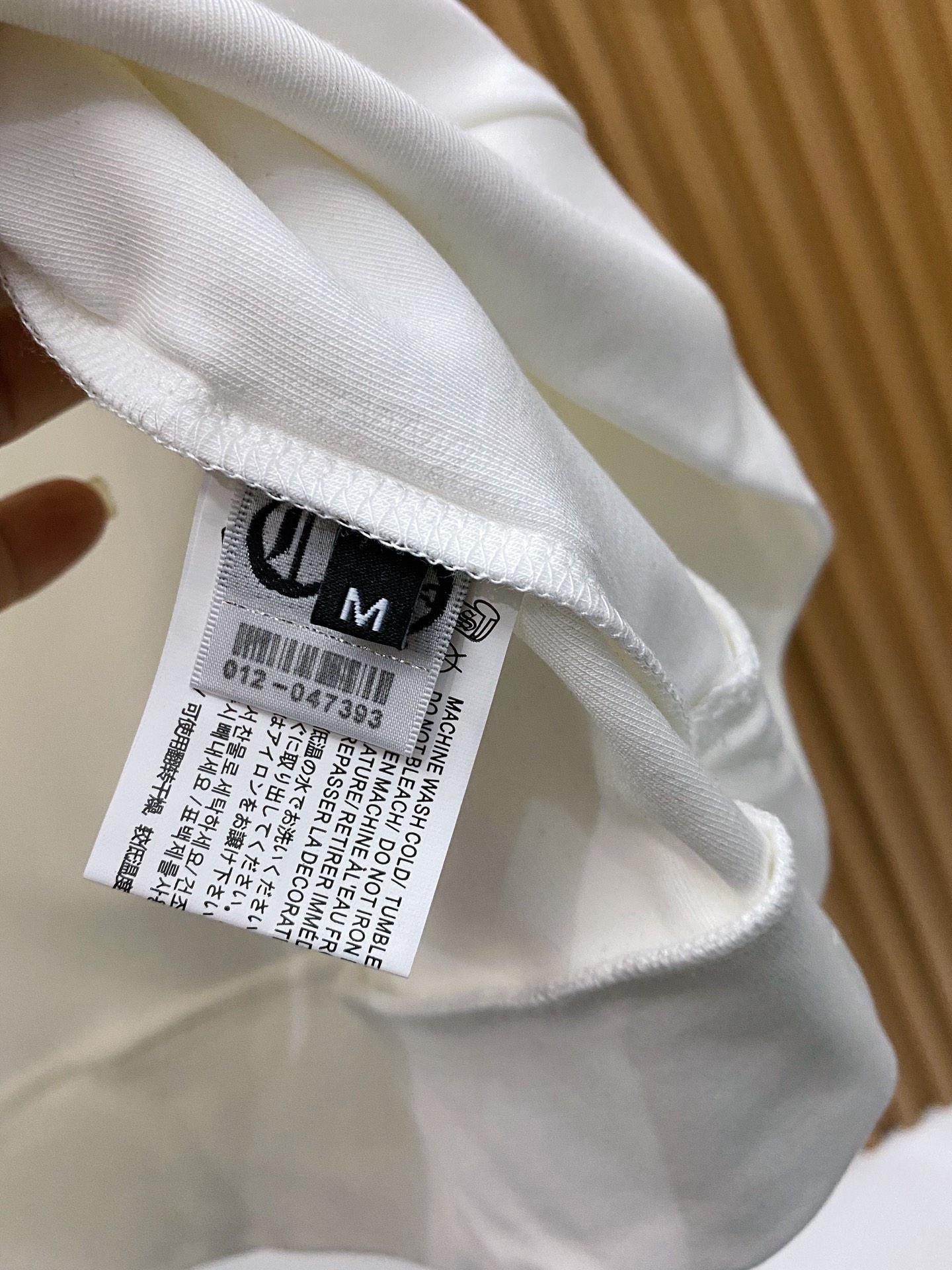 克罗心 s-2xL 26秋冬男装专柜官网新品短袖打底 爆款面料超好 人气推荐秋冬必备卫布男士圆领短袖 正面饰有经典图标刺