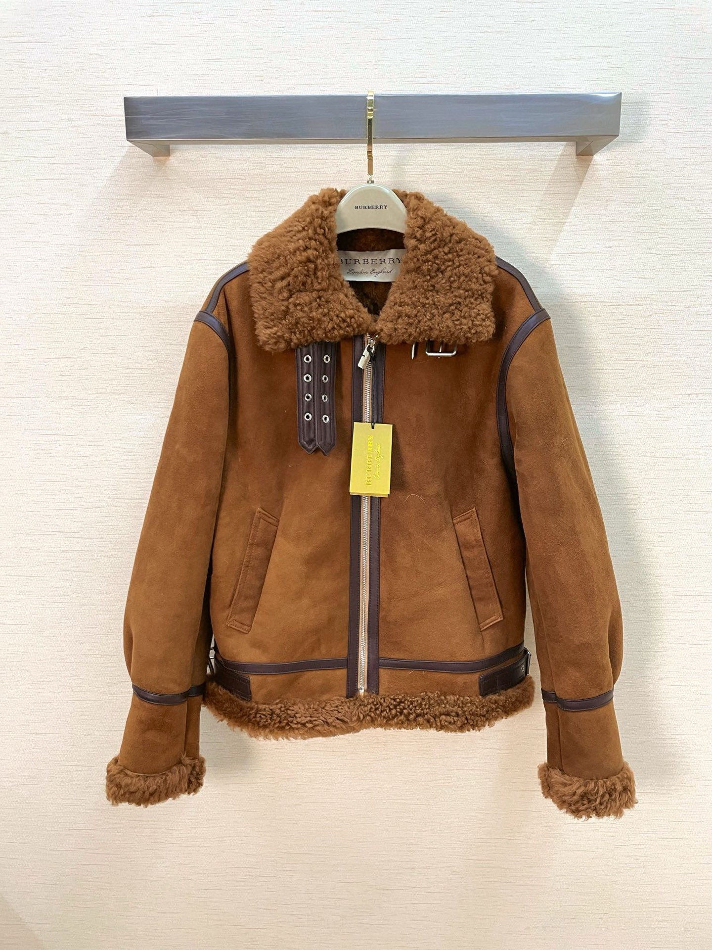 NO:931470,, the new BURB*RRY imported fur all-in-one, all real shots, Burberry-clothing, burberry,19860909,上新BURB*RRY进口皮毛一体,全部实拍,博柏利-服装,burberry,,Women's clothing