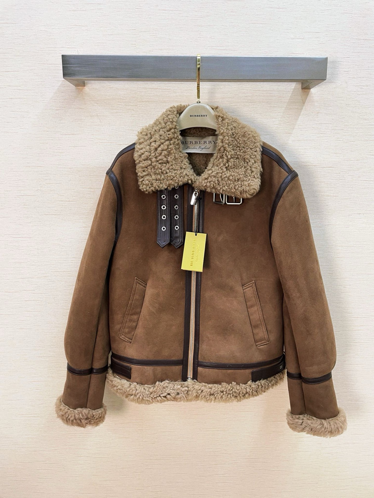 NO:636027,, new BURB*RRY imported fur one piece, all real shots, Burberry-clothing, burberry, alexander wang19860909,上新BURB*RRY进口皮毛一体,全部实拍,博柏利-服装,burberry,alexander wang,Women's clothing
