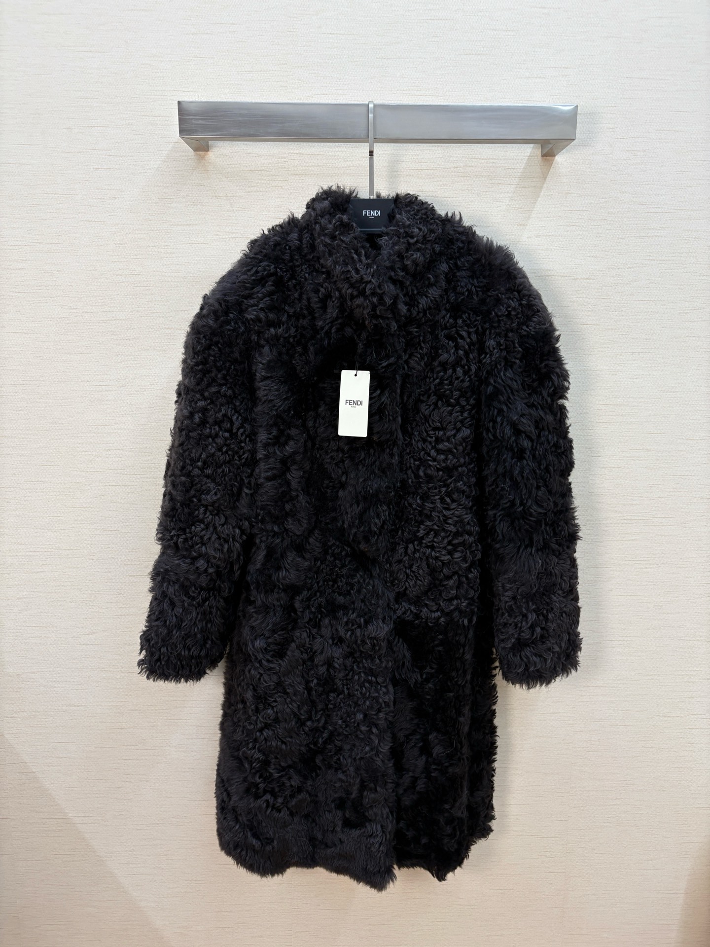 NO:636048,2025, new F*NDI fur all-in-one medium style, all real shots, Fendi-clothing, fendi, alexander wang198609092025,上新F*NDI皮毛一体中款,全部实拍,芬迪-服装,fendi,alexander wang,Women's clothing