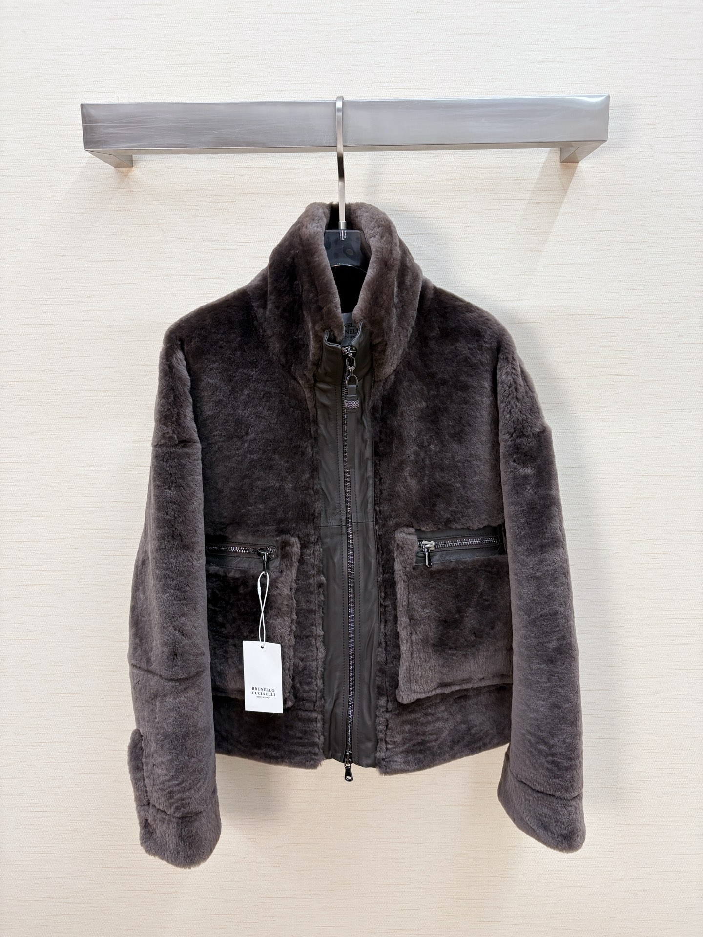 NO:636066,2025, new B*C imported fur all-in-one brown color, all real shots, women's clothing, alexander wang198609092025,上新B*C进口皮毛一体咖色,全部实拍,女装,alexander wang,Women's clothing
