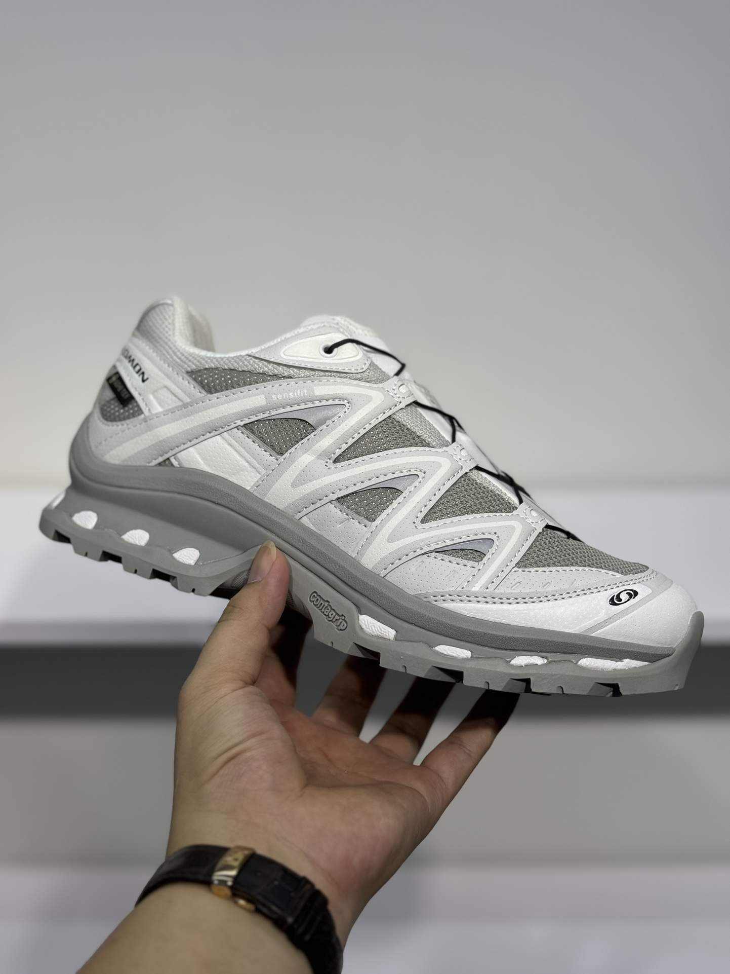 NO:276511,Spot Salomon XTQ off-white Top version in stock Size:36 36.5 37.5 38 38.5 39 40.5 41 42 42.5 43 44 44.5 45,19860909档口现货 萨洛蒙Salomon XTQ灰白色 顶级版本现货供应 Size:36 36.5 37.5 38 38.5 39 40.5 41 42 42.5 43 44 44.5 45,,Men's shoes