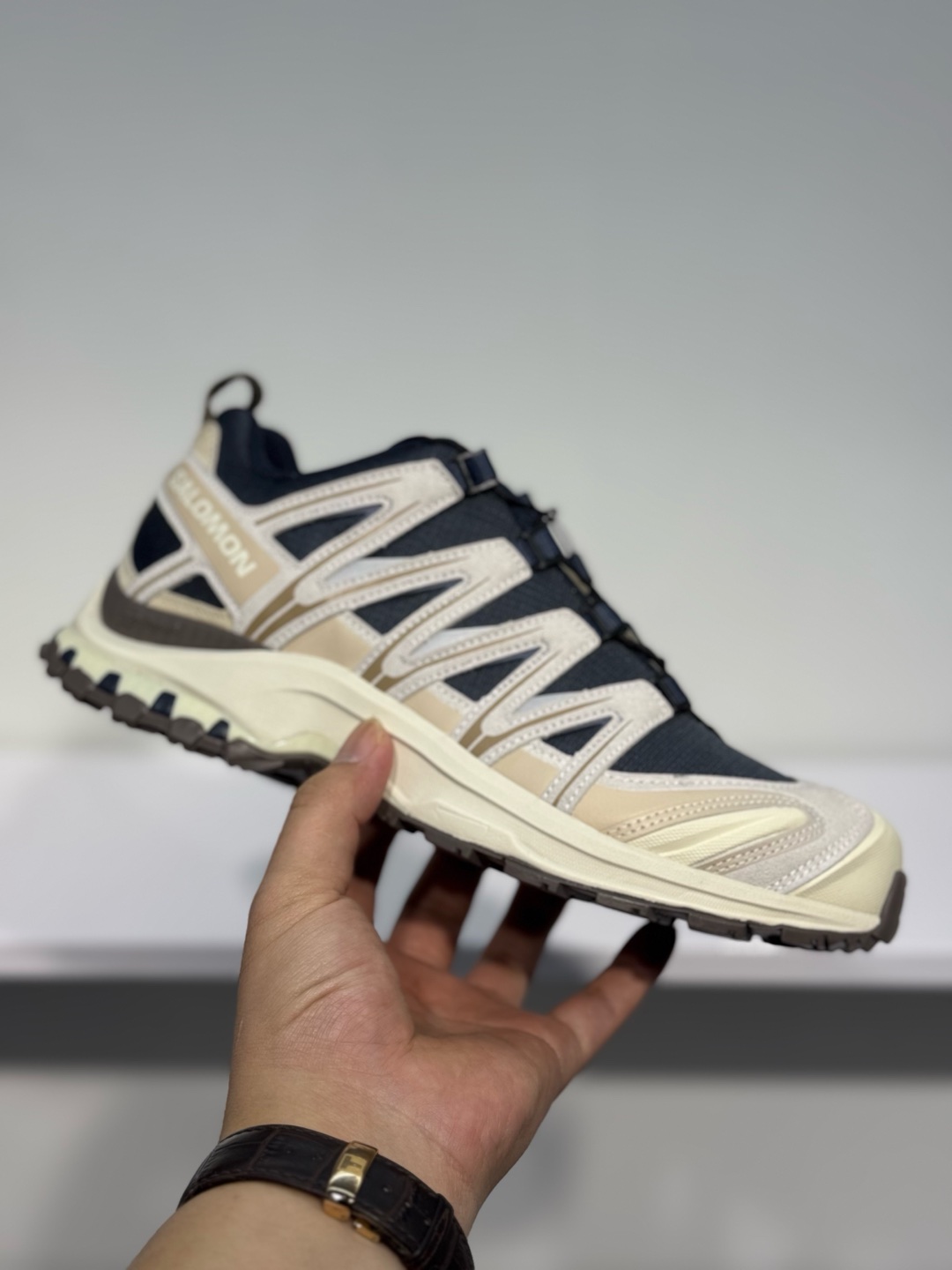 NO:276491,Spot Salomon 3D Late Night Blue Top versions in stock Size:36 36.5 37.5 38 38.5 39 40.5 41 42 42.5 43 44 44.5 45,19860909档口现货 萨洛蒙Salomon 3D 深夜蓝 顶级版本现货供应 Size:36 36.5 37.5 38 38.5 39 40.5 41 42 42.5 43 44 44.5 45,,Men's shoes