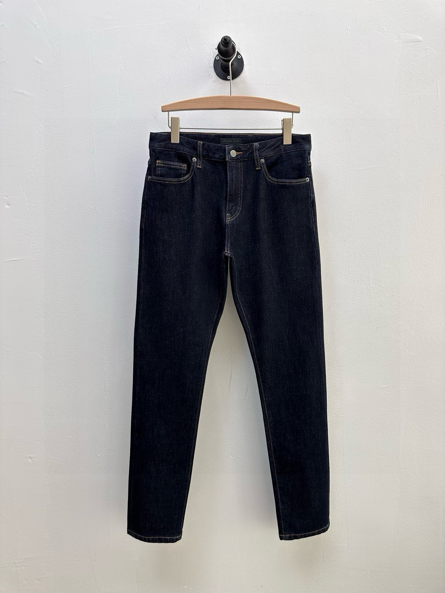 PR·五口袋丹尼牛仔裤、代工厂出品。早秋新品·经典五袋款选用日本丹宁牛仔布、有弹性、质地柔软、穿着舒适、