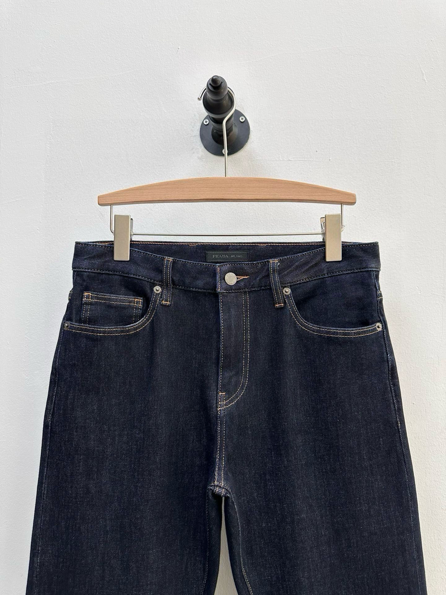 PR·五口袋丹尼牛仔裤、代工厂出品。早秋新品·经典五袋款选用日本丹宁牛仔布、有弹性、质地柔软、穿着舒适、