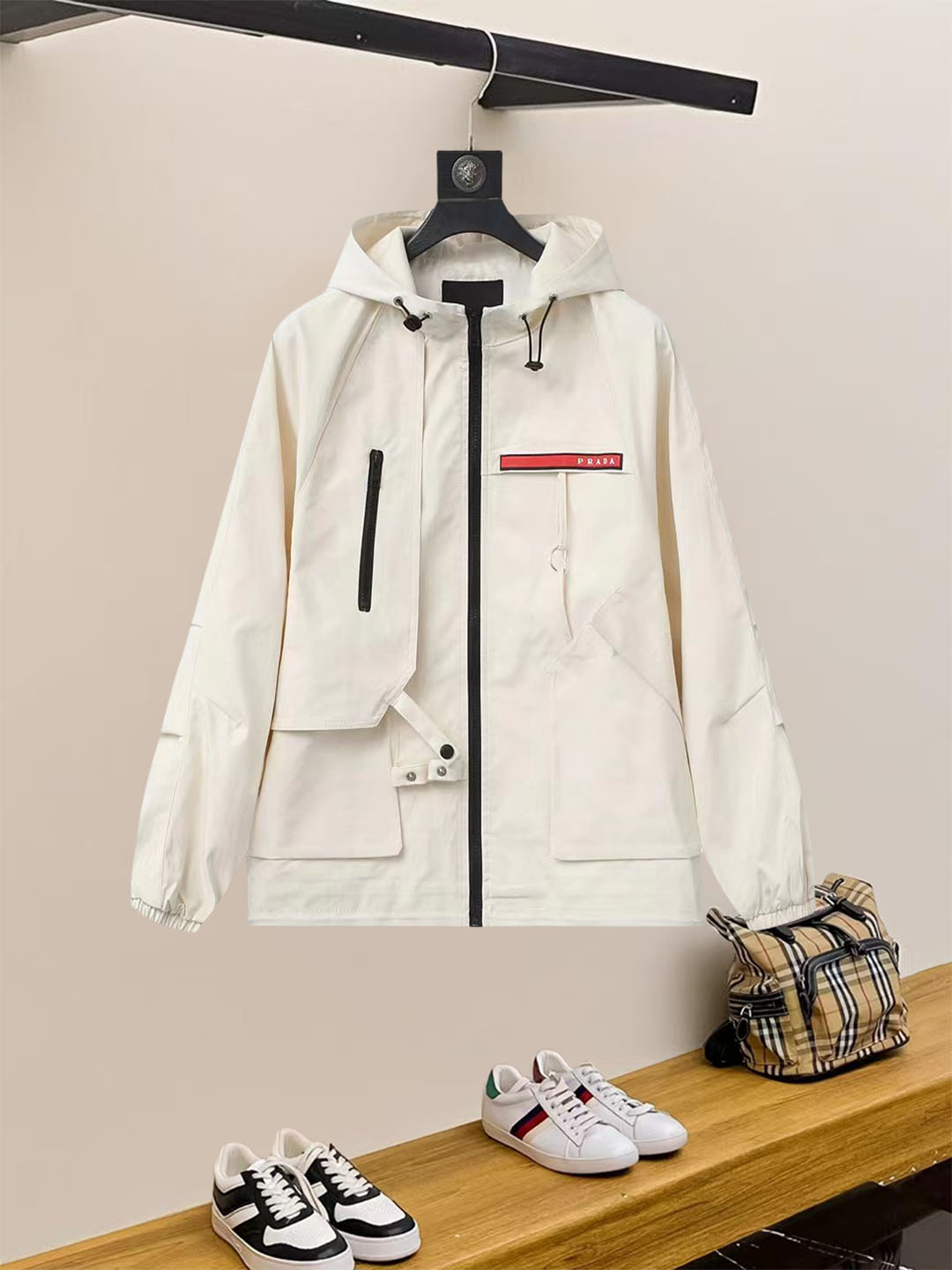 Prada 25SS Men's White High-End Jacket: Comfortable, Breathable, Stylish