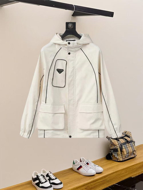 Prada 25SS Men's White Jacket with Hood, Premium Fabric & Comfortable Fit 1 Prada 25SS Men’s White Jacket with Hood, Premium Fabric & Comfortable Fit