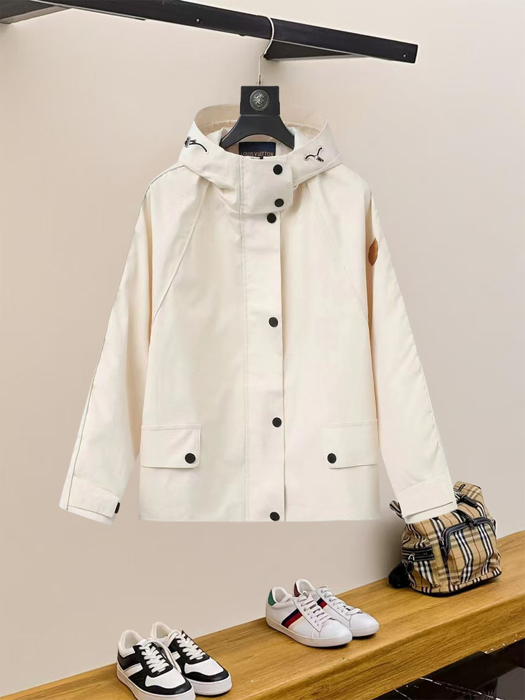 Louis Vuitton 25SS Men's White Casual Hooded Jacket