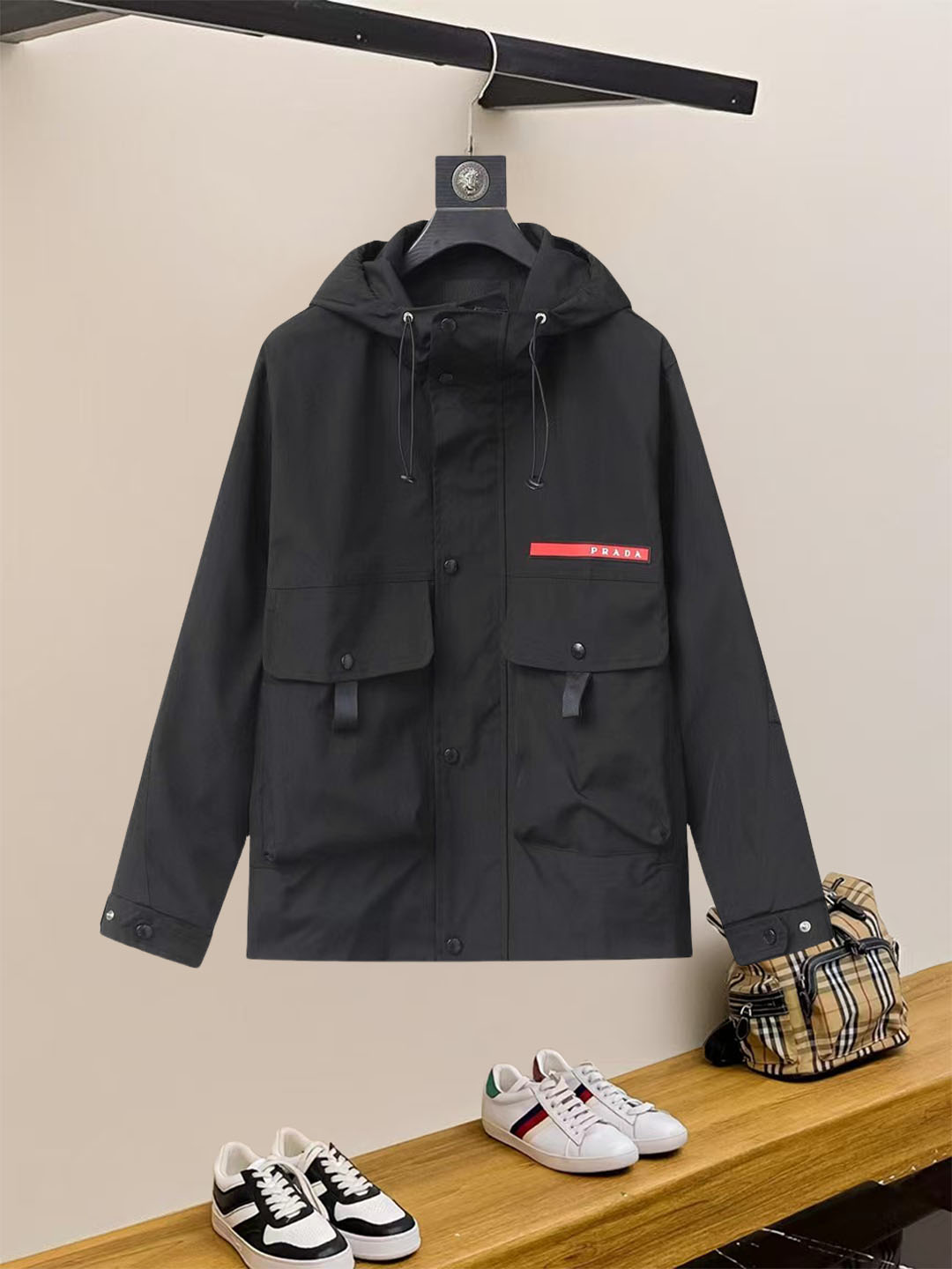 Chaqueta de Hombre Prada 25ss Otoño-Invierno, Diseño Exclusivo y Confort Premium