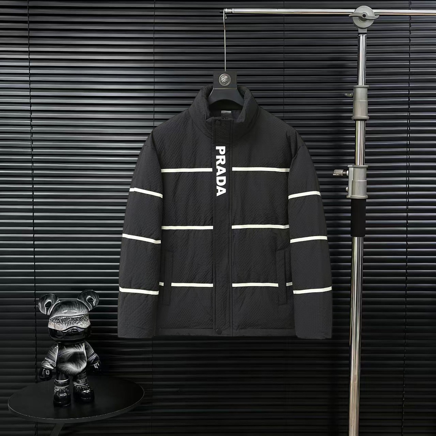 מעילת פרדה נועם עם פסים חיצוניים וסיד՜