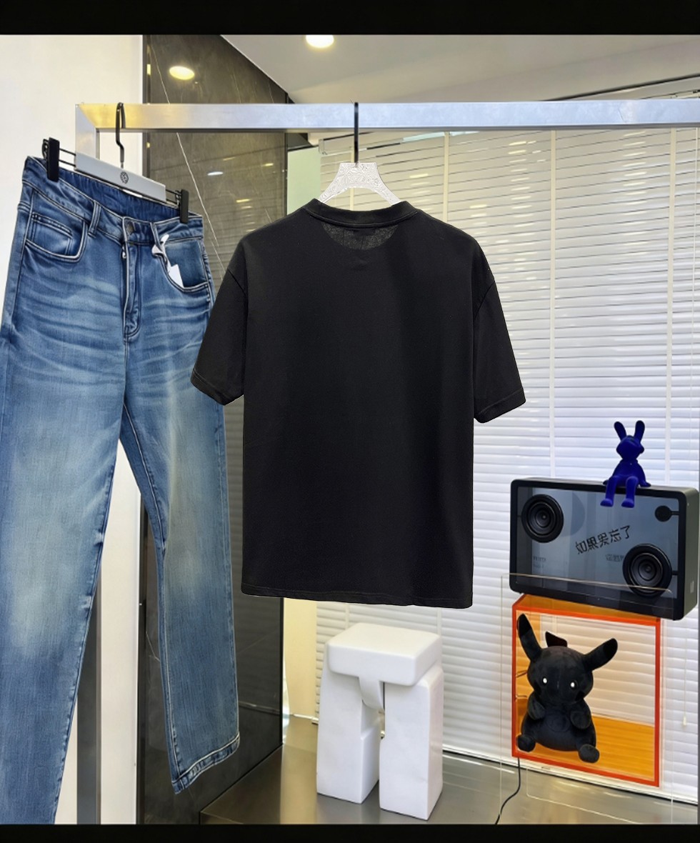 MIUMIU men MIU 26ss New LOGO 280 — photo 2