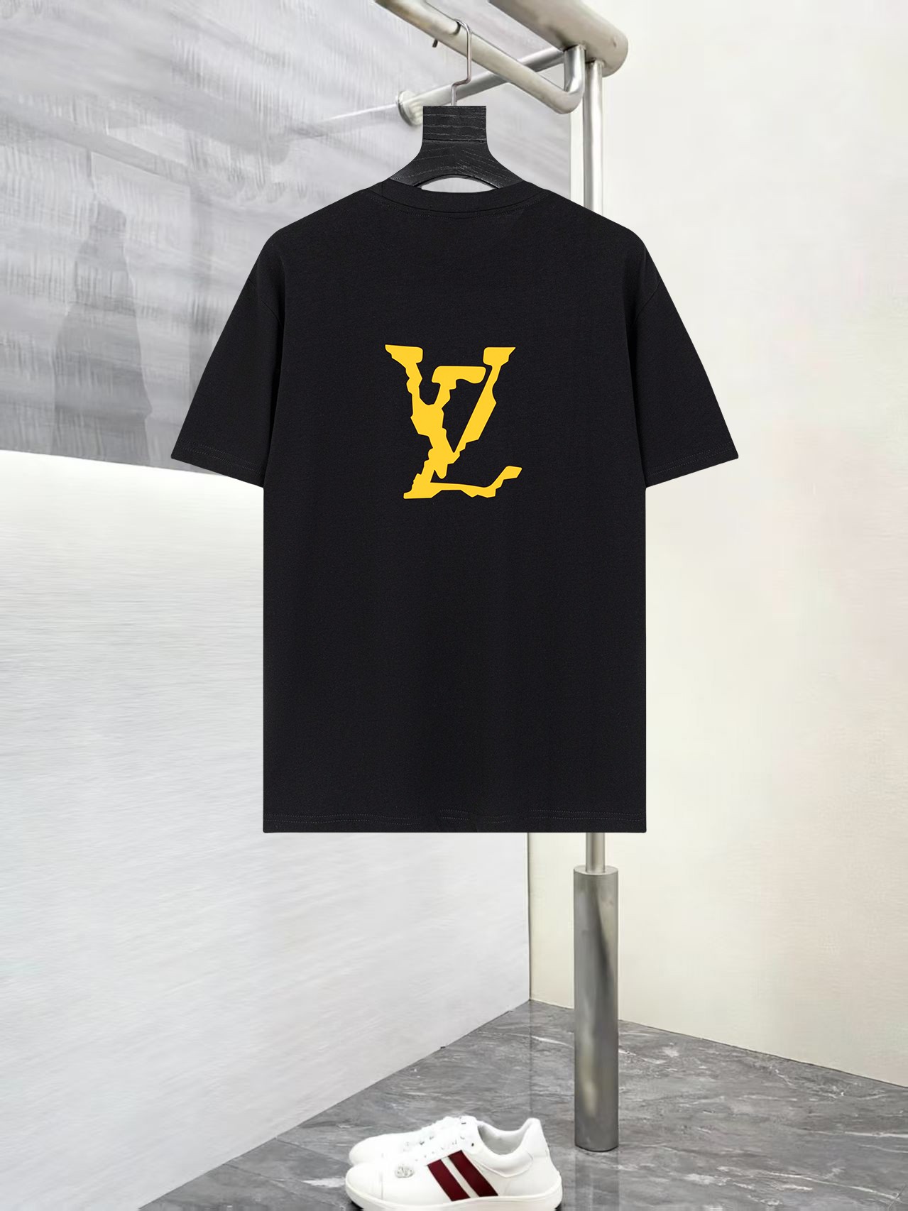 Alternative view of Louis Vuitton T-Shirt 13901