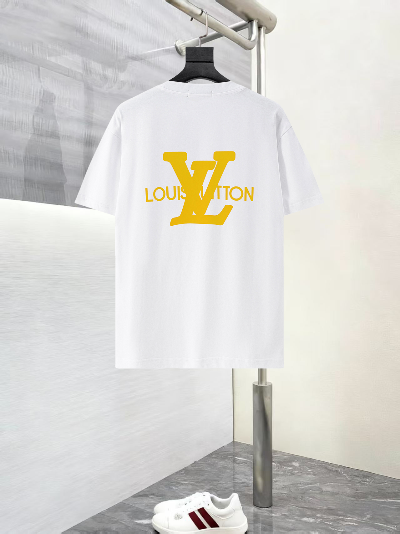 Alternative view of Louis Vuitton T-Shirt 13898