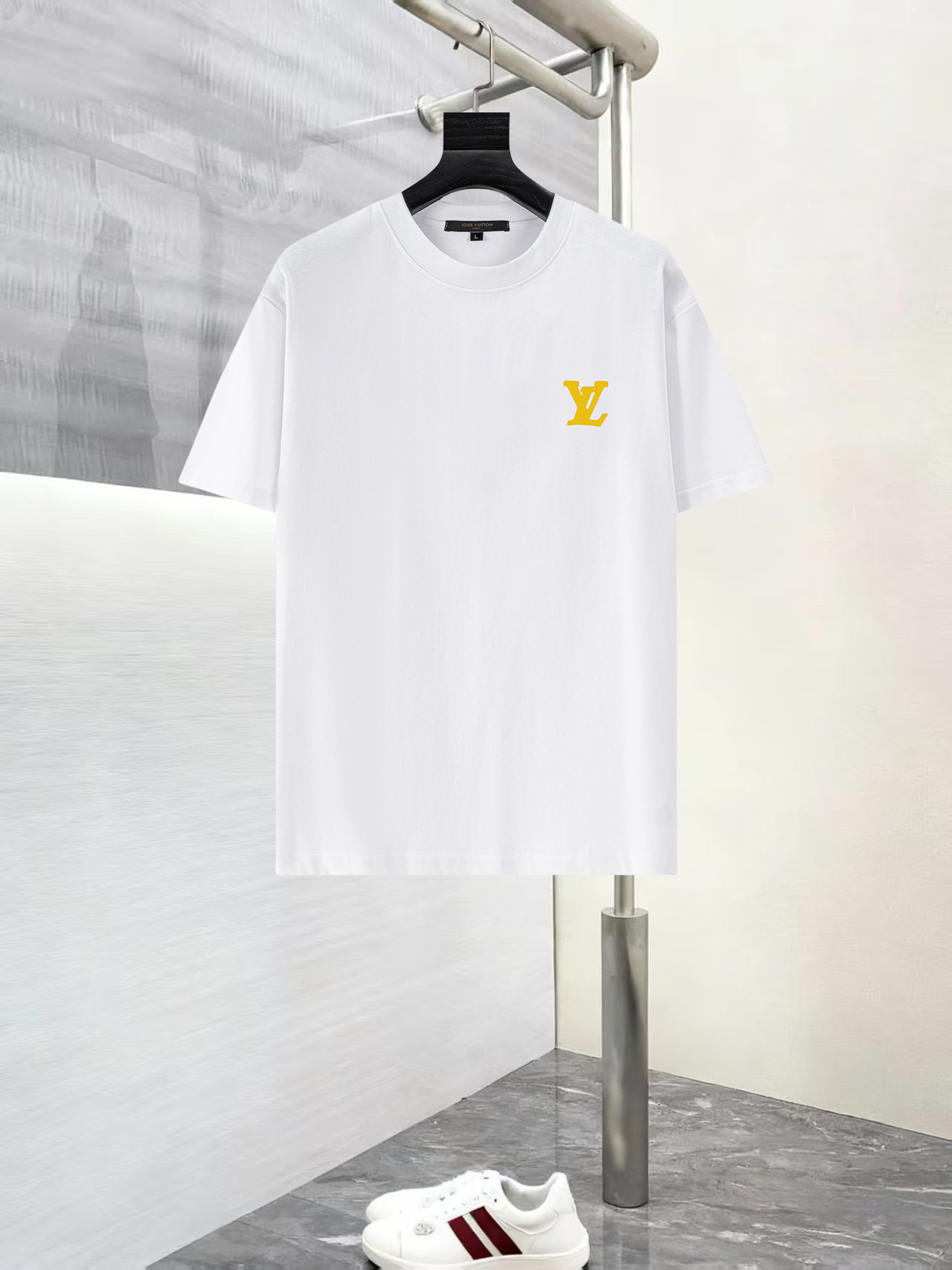 Louis Vuitton T-Shirt 13898