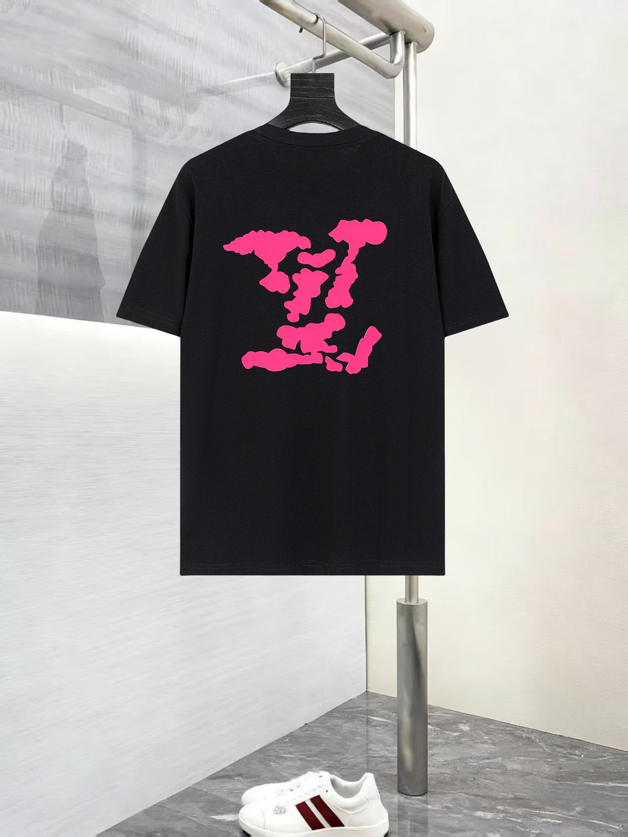 Alternative view of Louis Vuitton T-Shirt 13897
