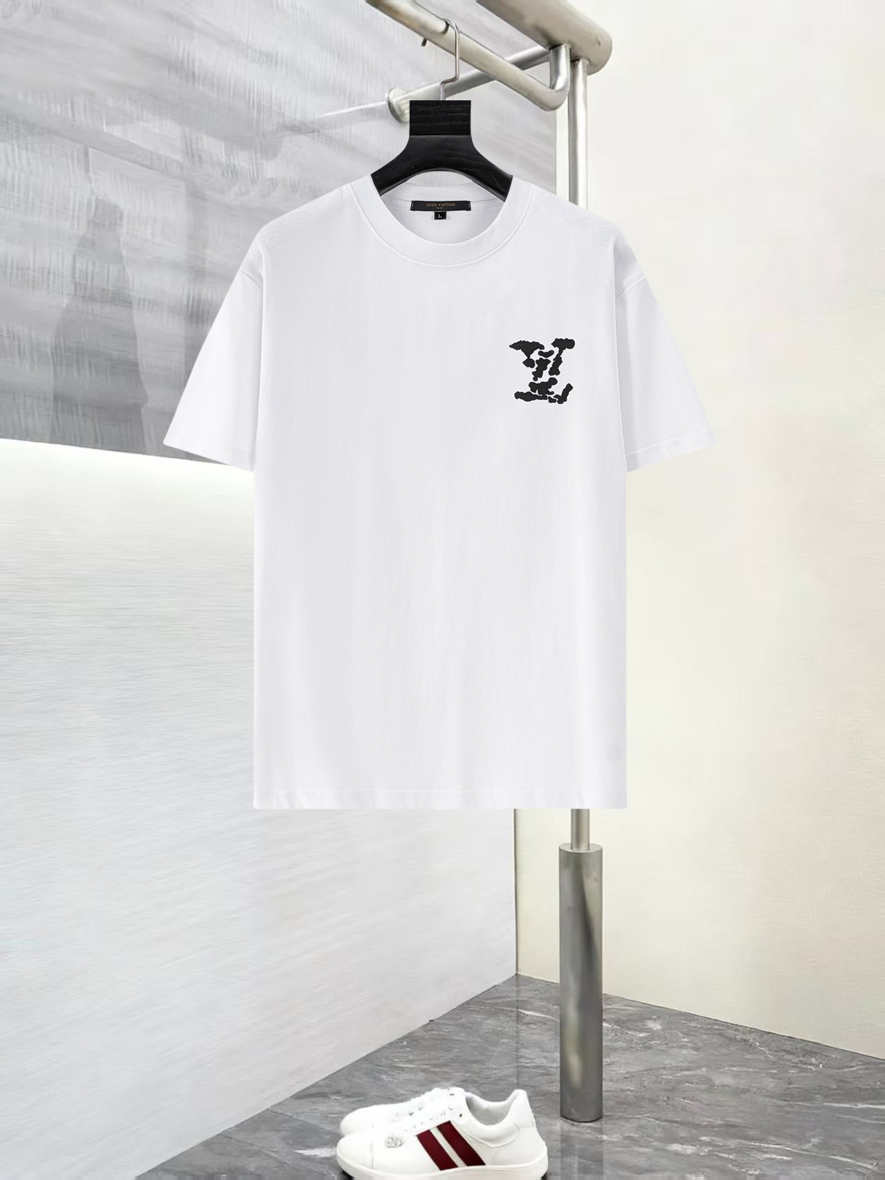 Louis Vuitton T-Shirt 13896