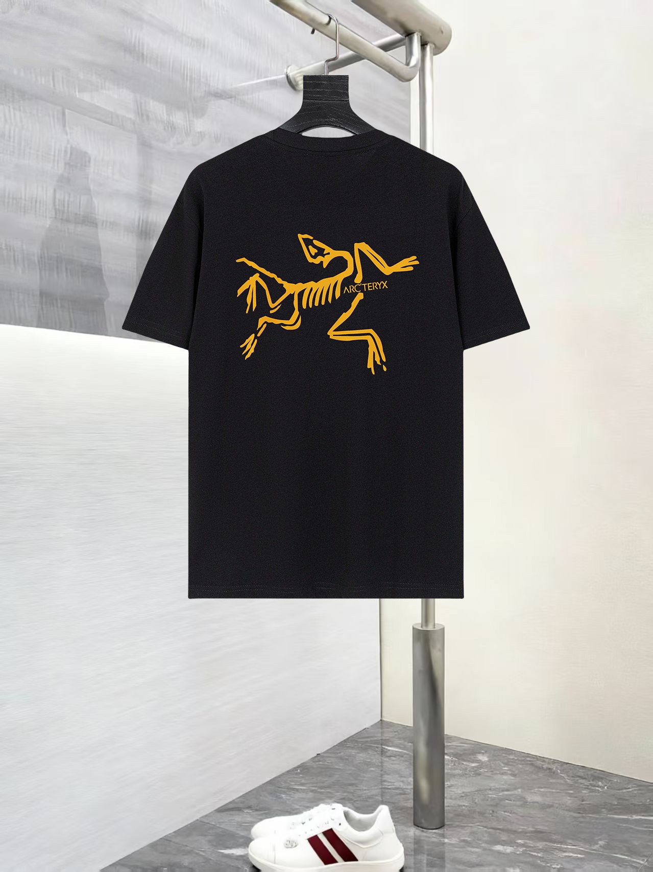 Alternative view of T-Shirt 13895