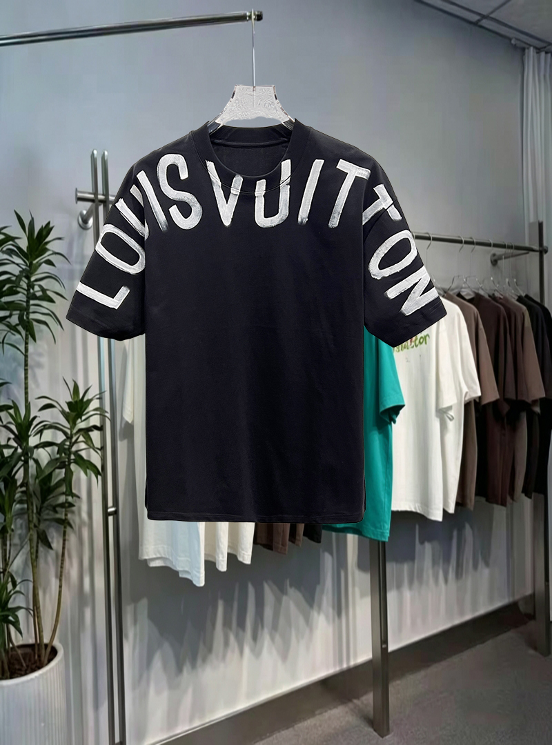Louis Vuitton T-Shirt 13831