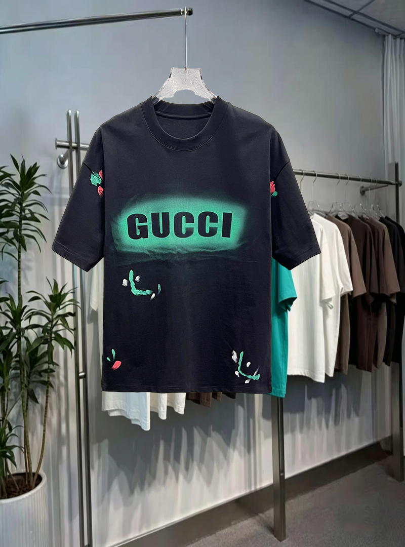 Gucci T-Shirt 13829
