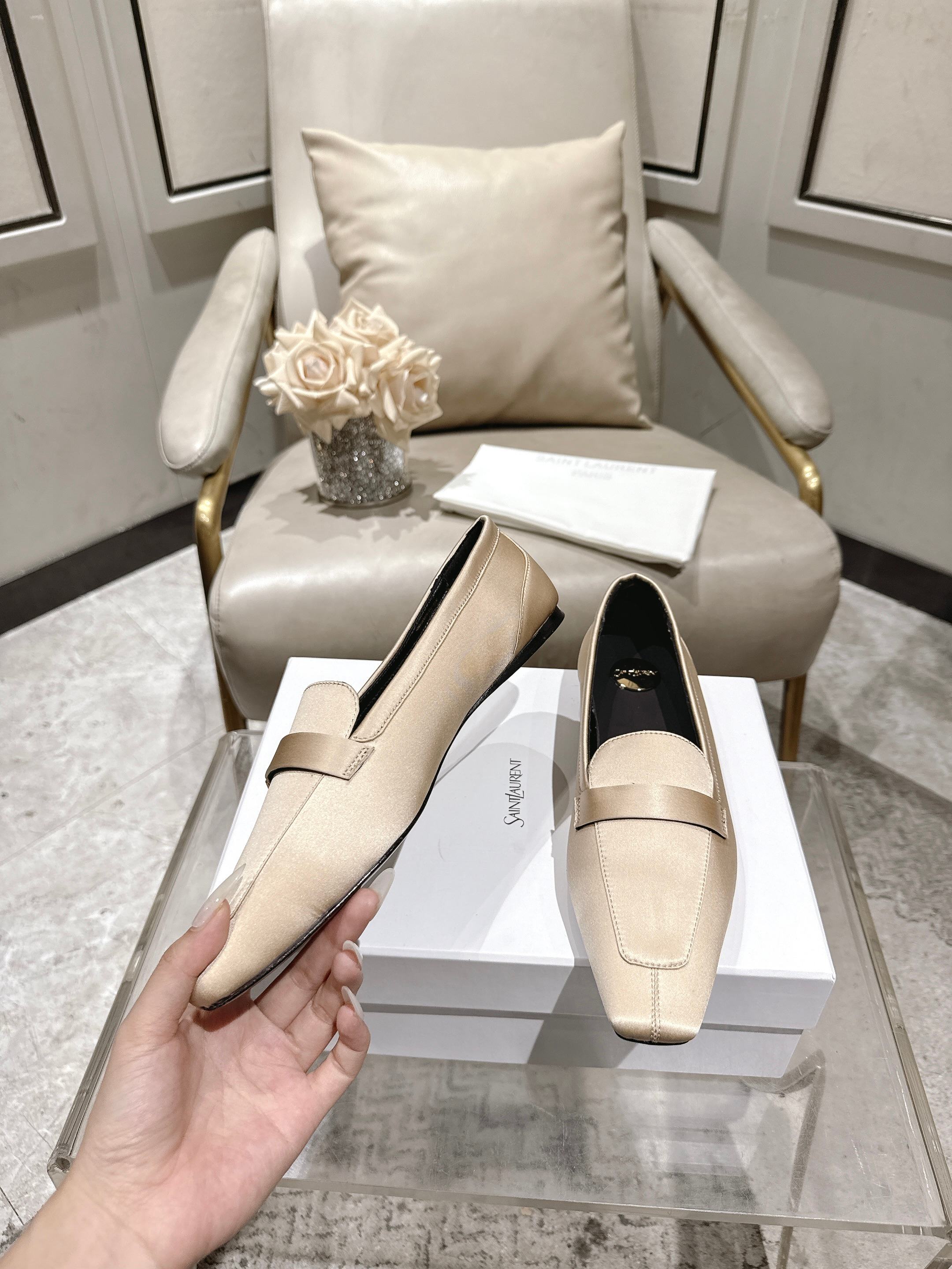 Saint Laurent Classic Luxury Leather Shoe Loafer Ref.553173BB 3