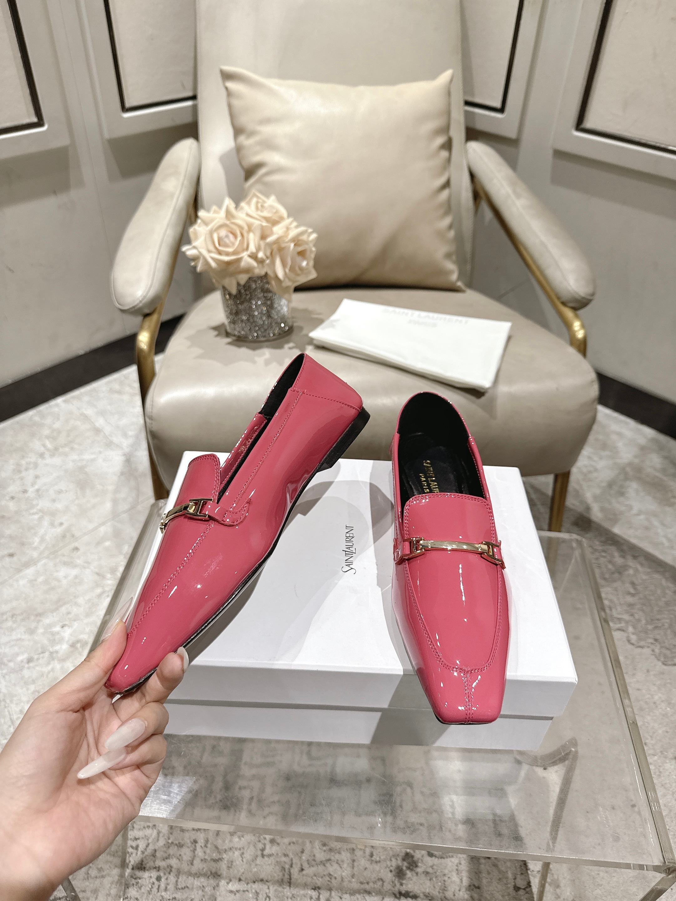 Saint Laurent Classic Luxury Leather Shoe Loafer Ref 3