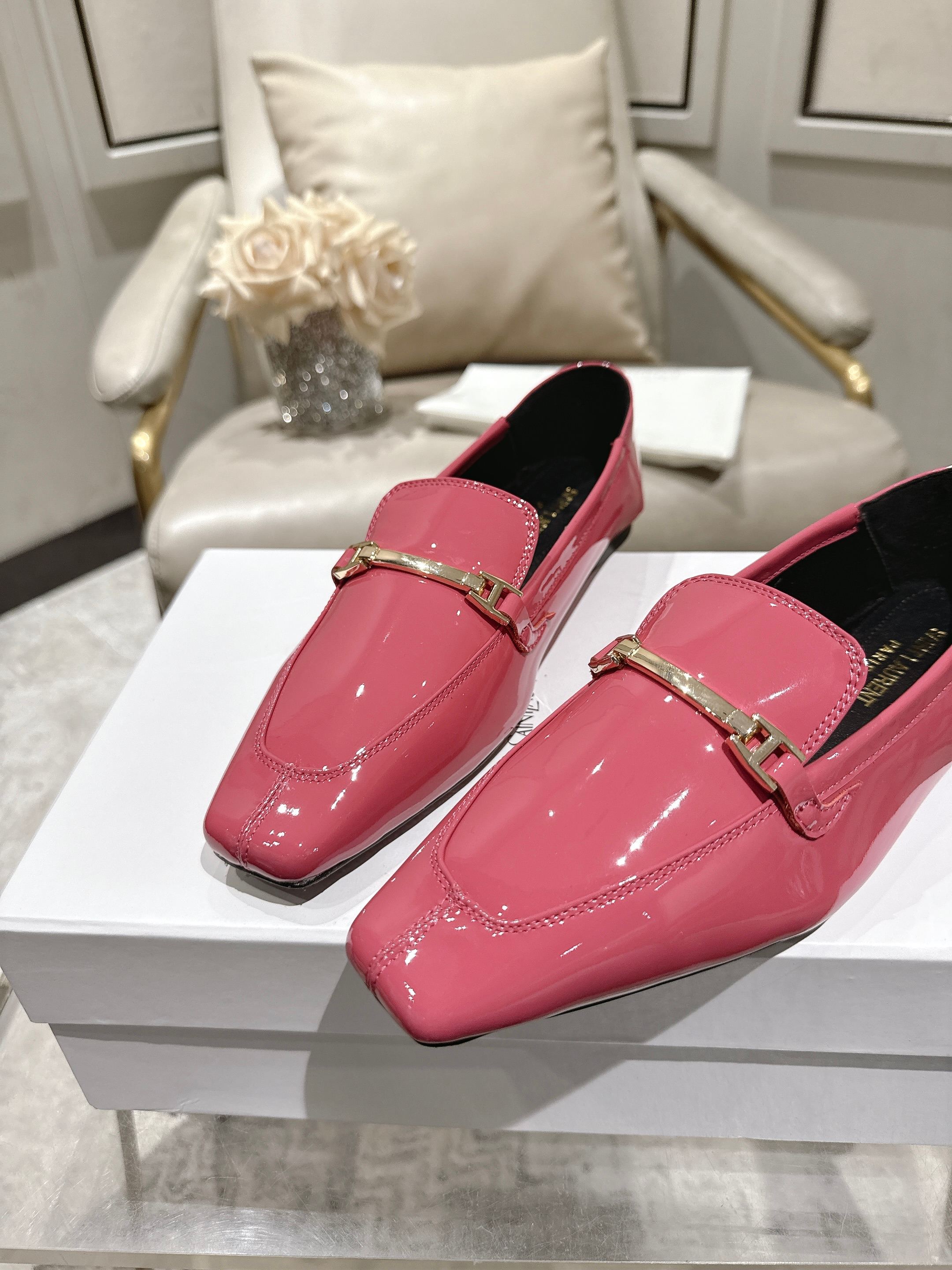 Saint Laurent Classic Luxury Leather Shoe Loafer Ref 6