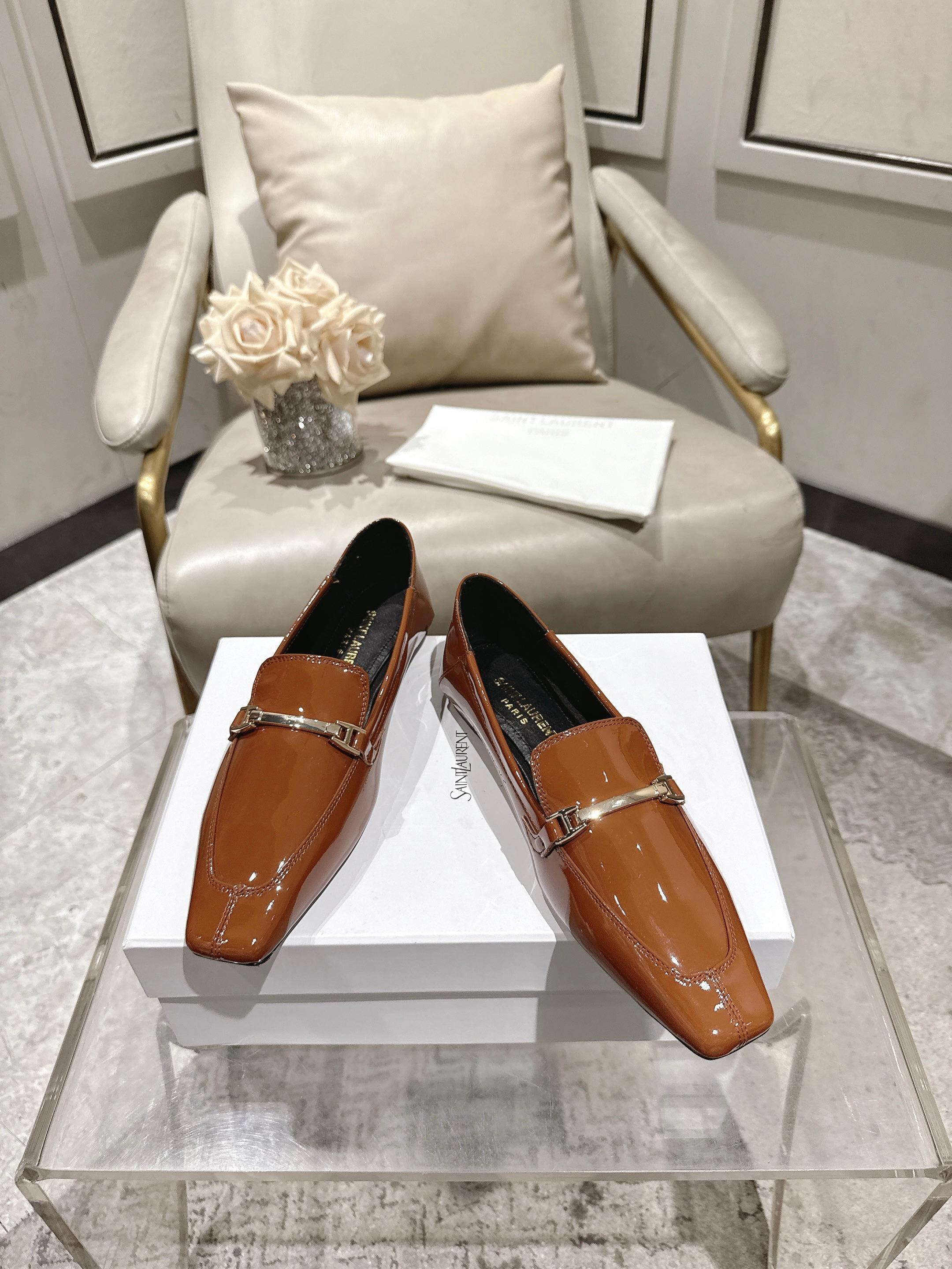 Saint Laurent Classic Luxury Leather Shoe Loafer Ref.4002850A 2