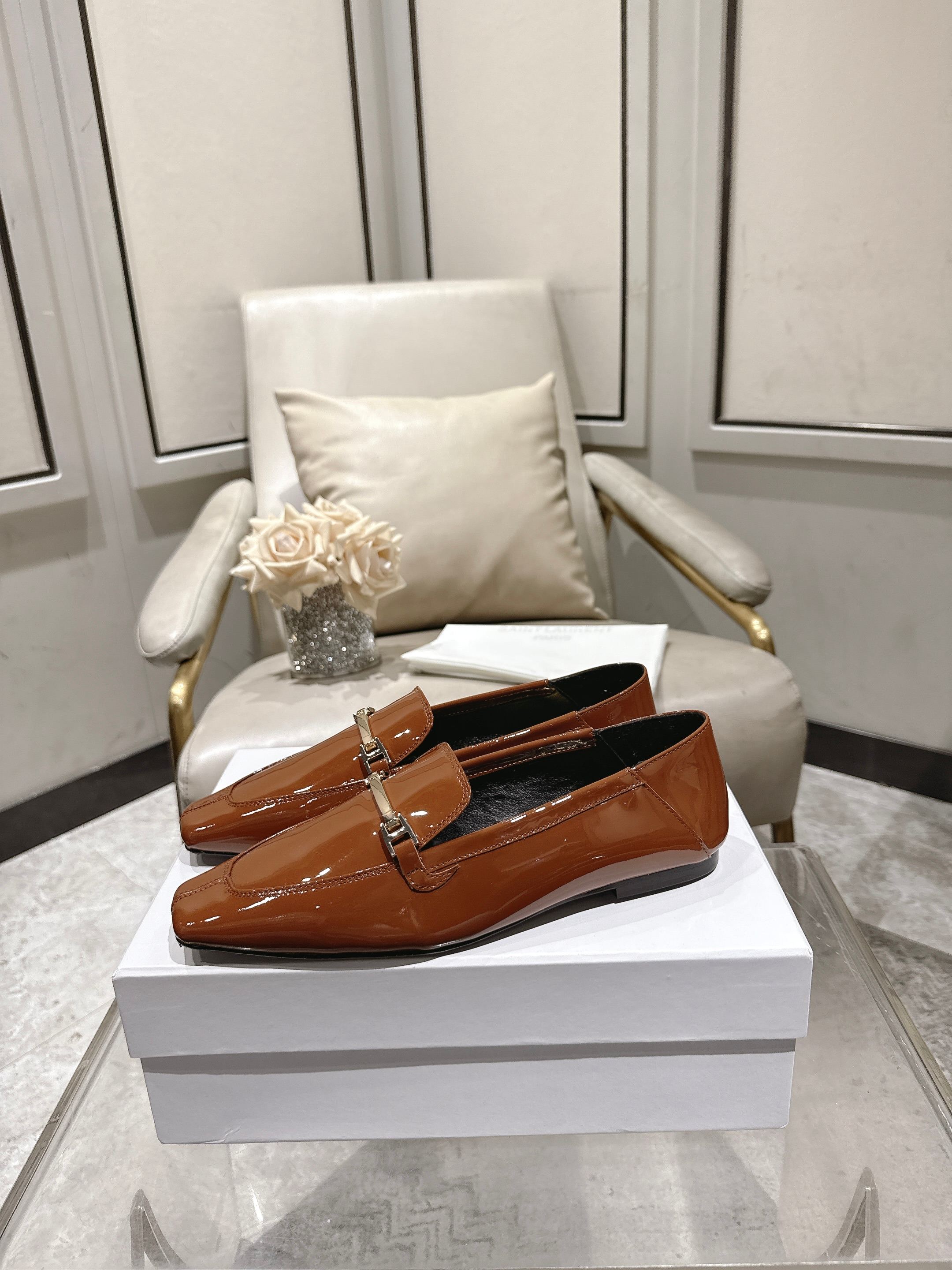Saint Laurent Classic Luxury Leather Shoe Loafer Ref.4002850A 4
