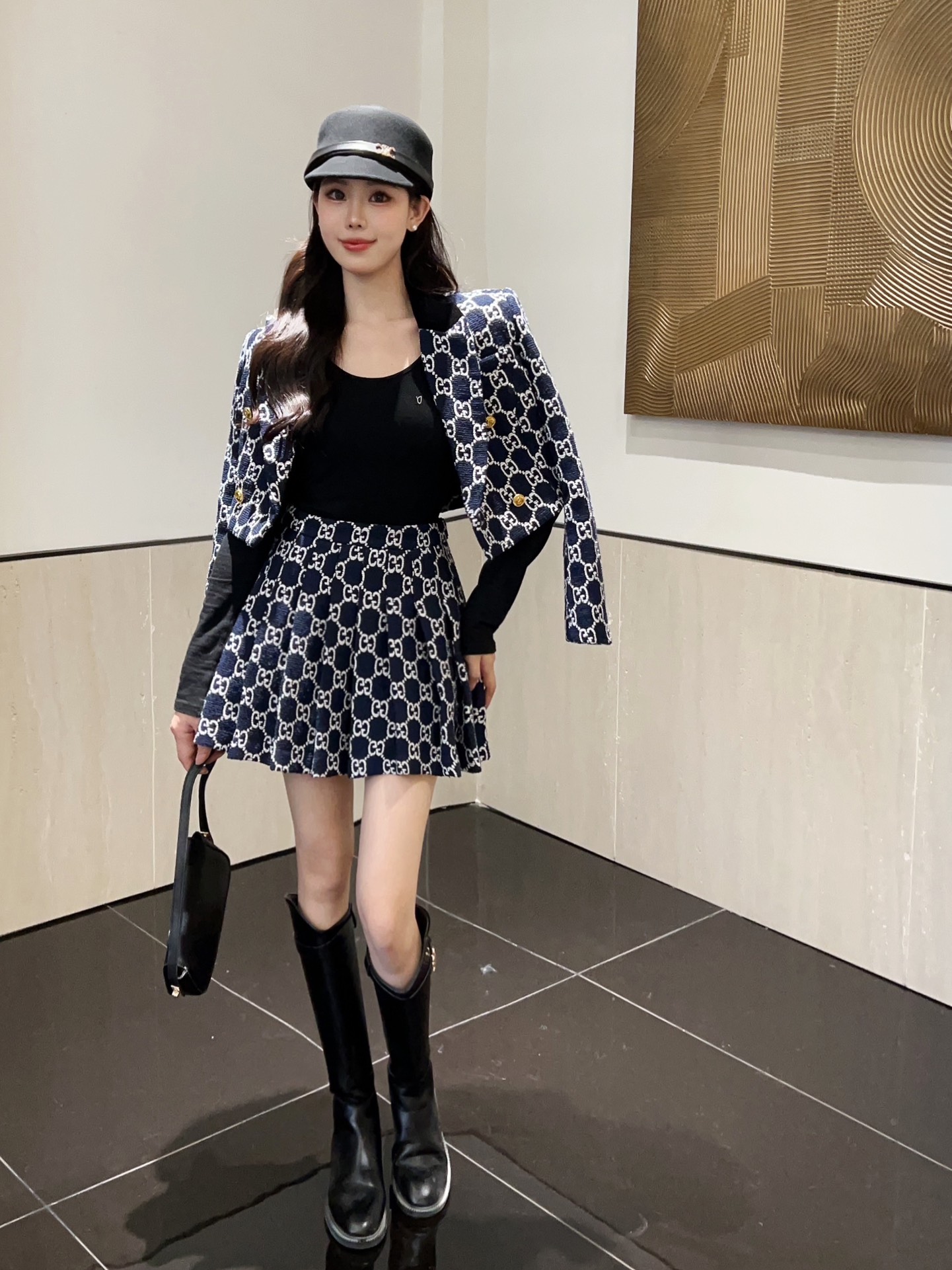Stylish High-Quality Women’s Suit with Metal Chain Detail for Autumn/Winter 2024 - 图片 2