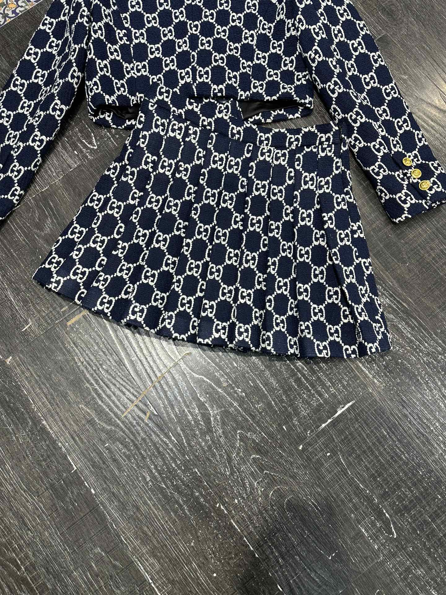 Stylish High-Quality Women’s Suit with Metal Chain Detail for Autumn/Winter 2024 - 图片 9