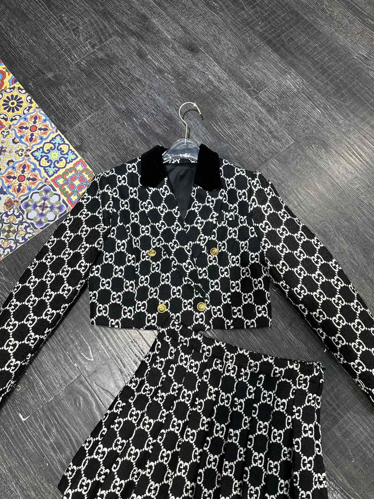 2024 Autumn & Winter Women’s Suit: High-Quality, Stylish, Colorful with Metal Chain Detail - 图片 5
