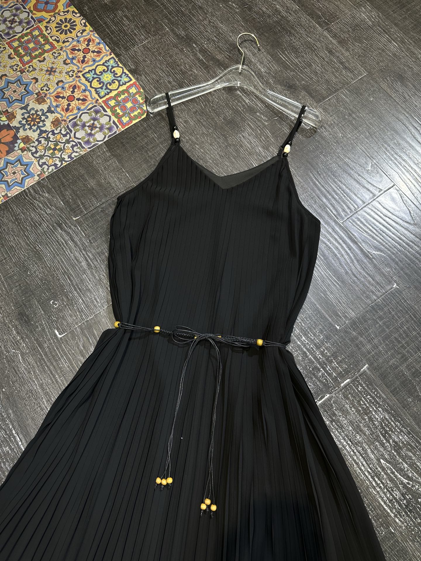 Upgrading Wardrobe Essentials: High-Quality Women’s Clothes for Three Life Stages - 图片 5