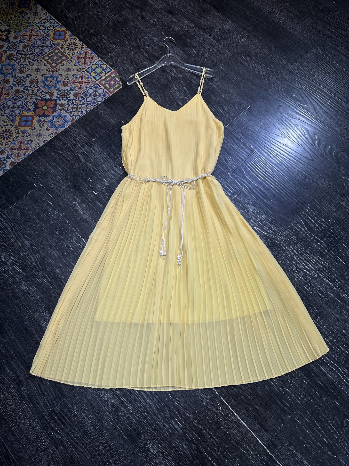 Upgrading Wardrobe Essentials: High-Quality Women’s Clothes in Three House-Packed Sets - 图片 4