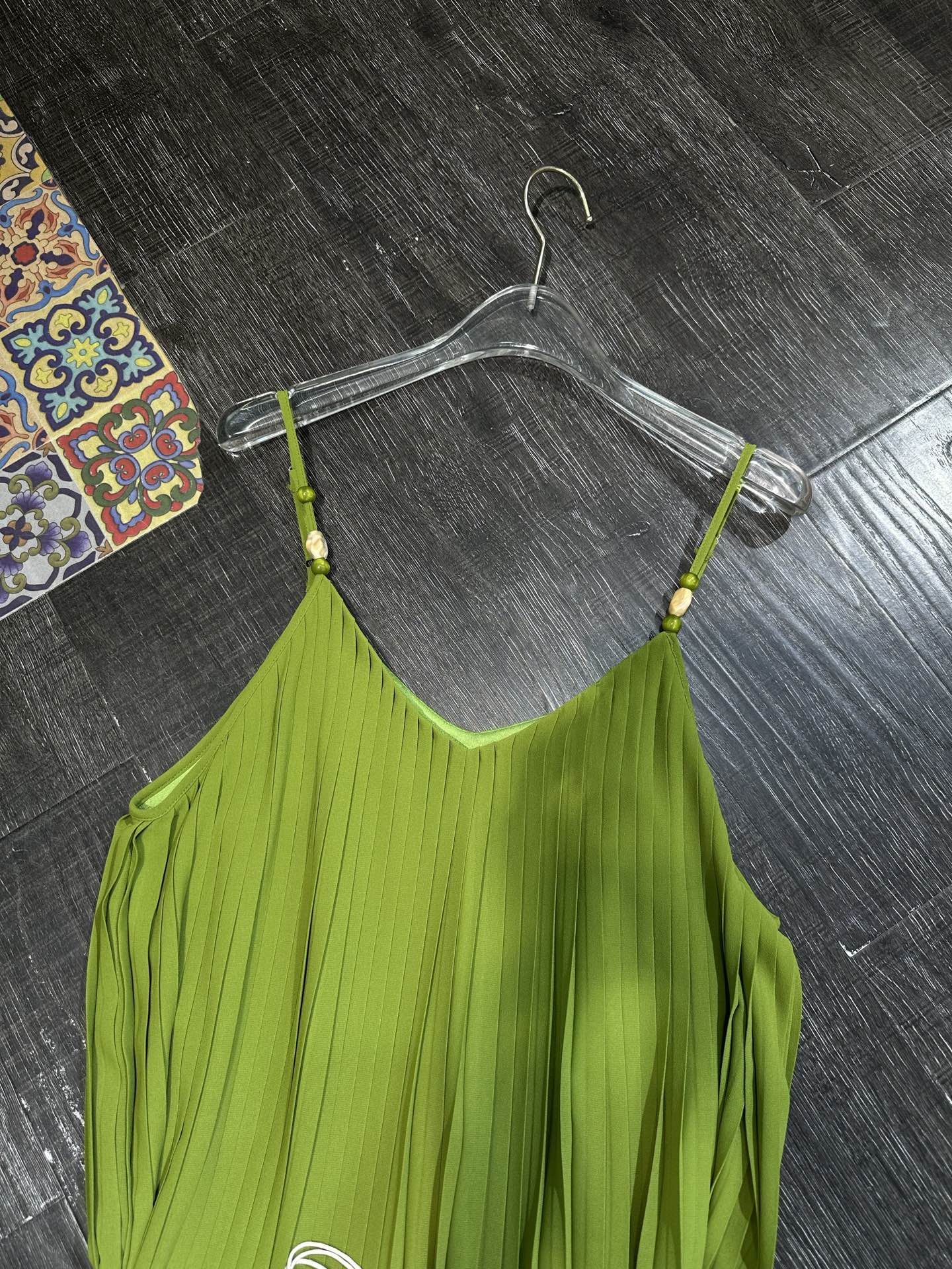 Upgrade Your Wardrobe with High-Quality Women’s Clothes in Three Styles - 图片 7
