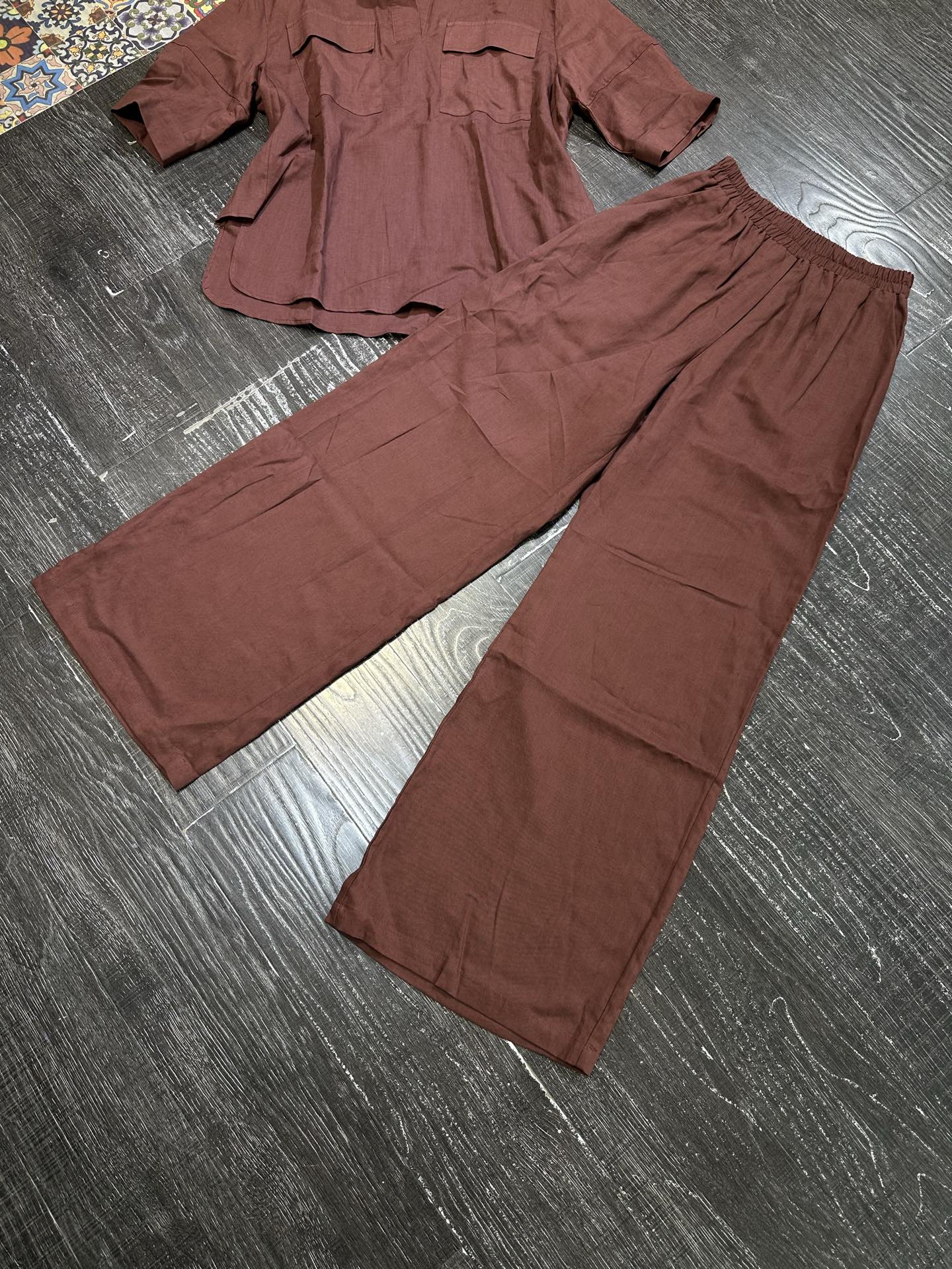 High Quality Women’s Clothes: Merad Heavy Linen Polo Shirts & Broad-Legged Pants - 图片 6