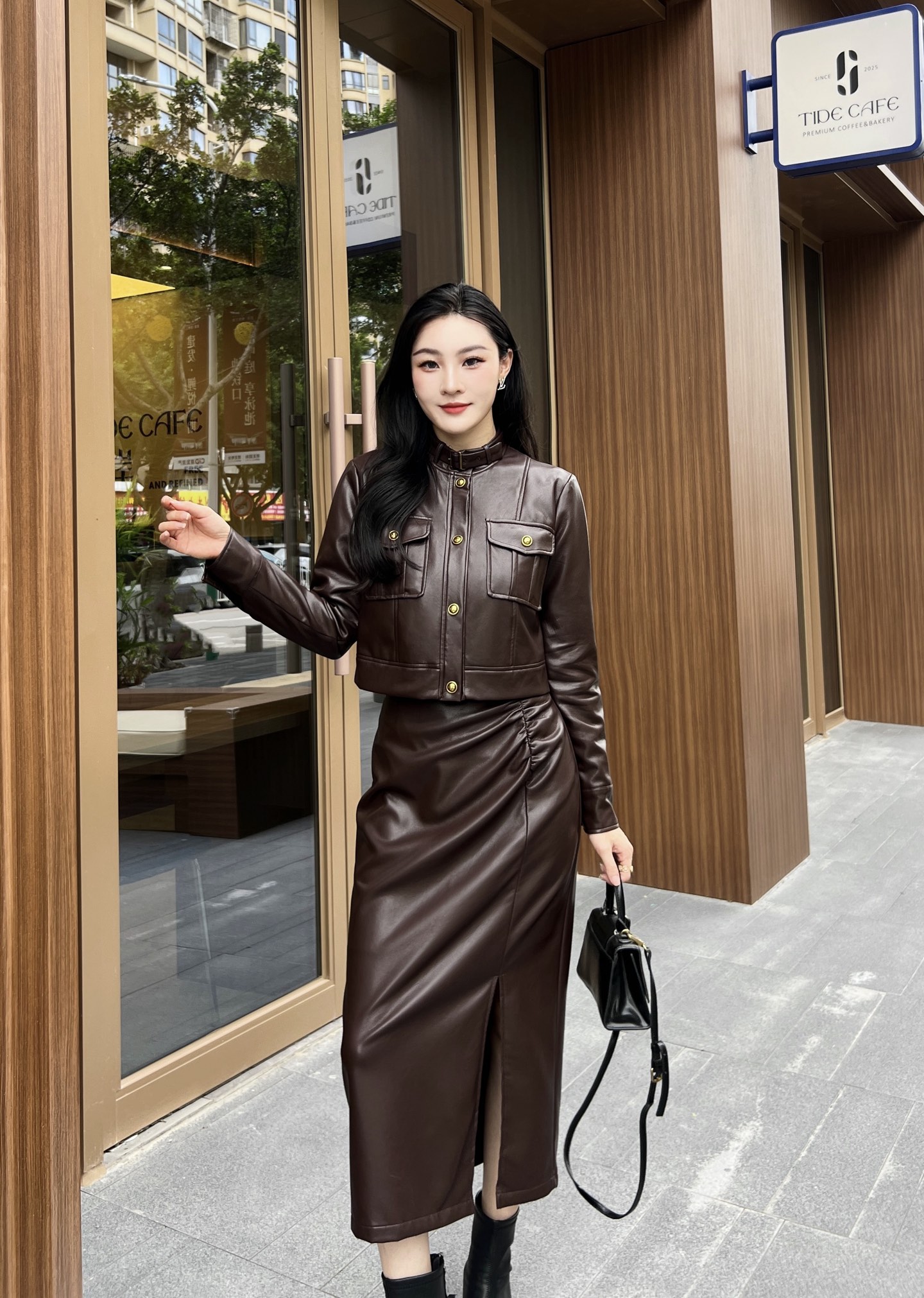 High-End Women’s Suit Set: European Style, P-U Leather Jacket, Multiple Sizes