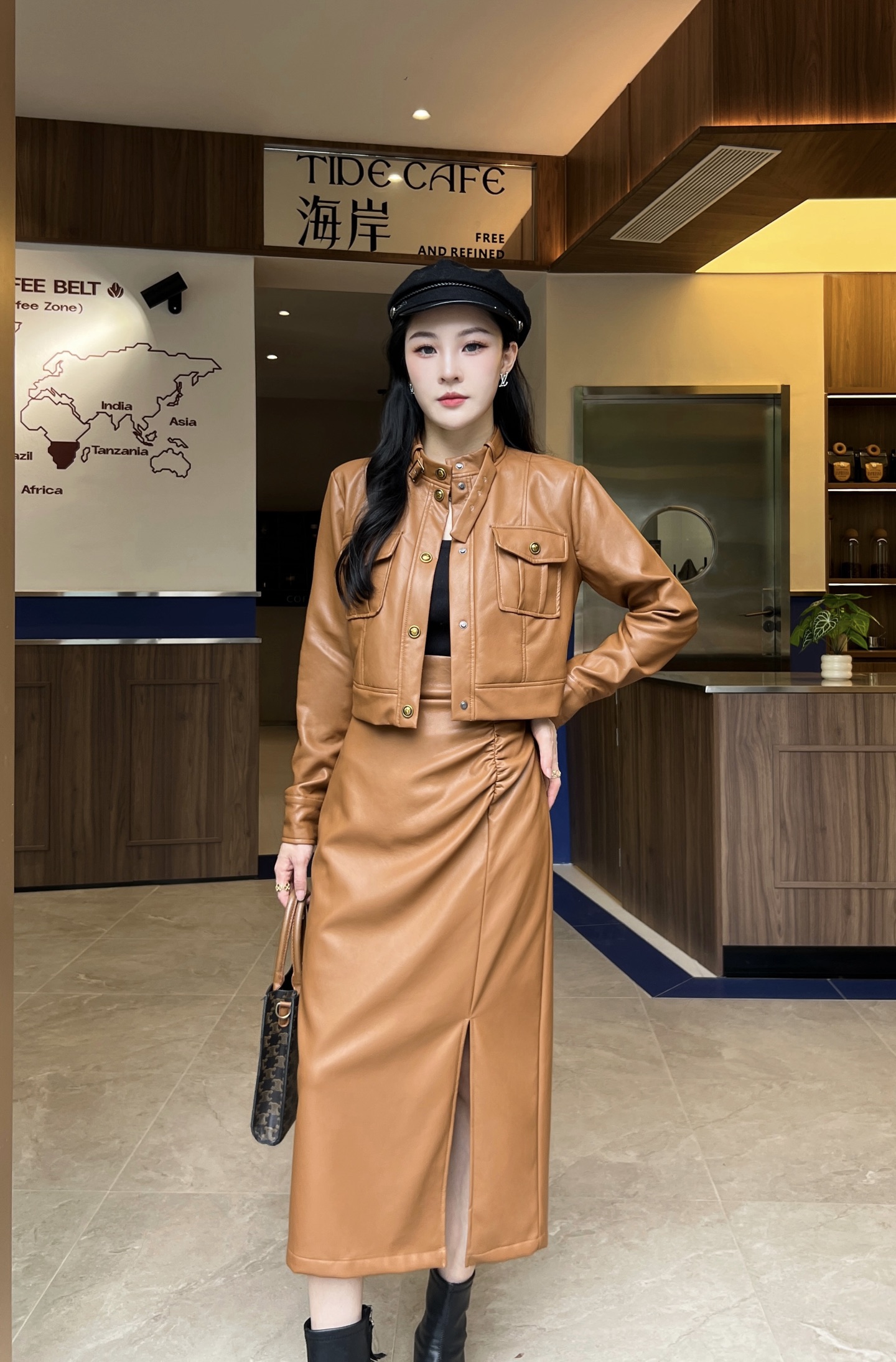 “High-Quality Women’s Suit Set with P-U Leather Jacket, Dust Bag, and Air Conditioner – Sizes S to XL”
