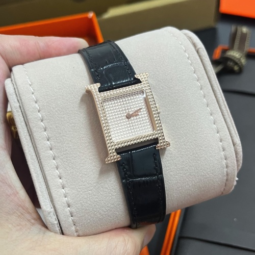 Hermes Heure H Series Women's Watch with Leather Band and Swiss Quartz 1 Hermes Heure H Series Women's Watch with Leather Band and Swiss Quartz
