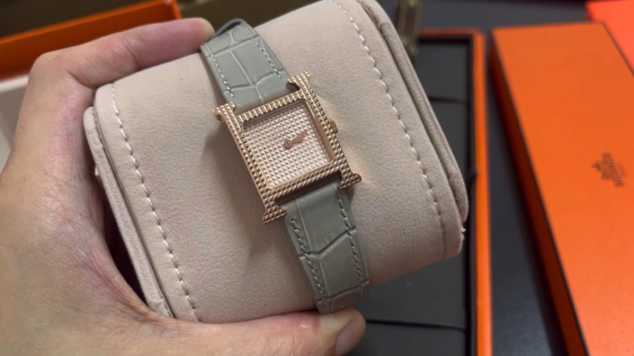Hermes Heure H Mosaic Women's Watch,Swiss Quartz Movement,Leather Band,21mm 1 Hermes Heure H Mosaic Women's Watch,Swiss Quartz Movement,Leather Band,21mm