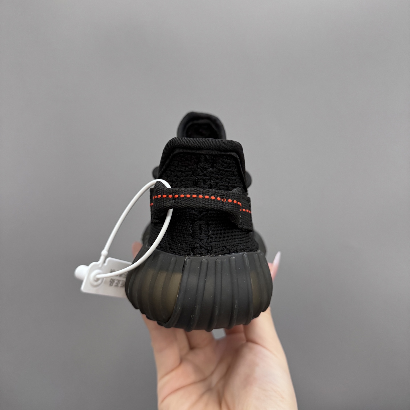 图片[8]-配色特价放 正常退换 专G版椰子350V2真爆鞋带扣儿童一脚蹬运动鞋 尺码：24-35码 专柜版来咯🔥 真爆米花系列脚感超级棒👍🏻 软弹效果一绝❗️ 针织鞋面，透气舒适好打理✔️ 鞋带扣设计，对于小宝来说可太友好啦✌🏻 一脚蹬款式设计，穿脱自如✅-选品中心